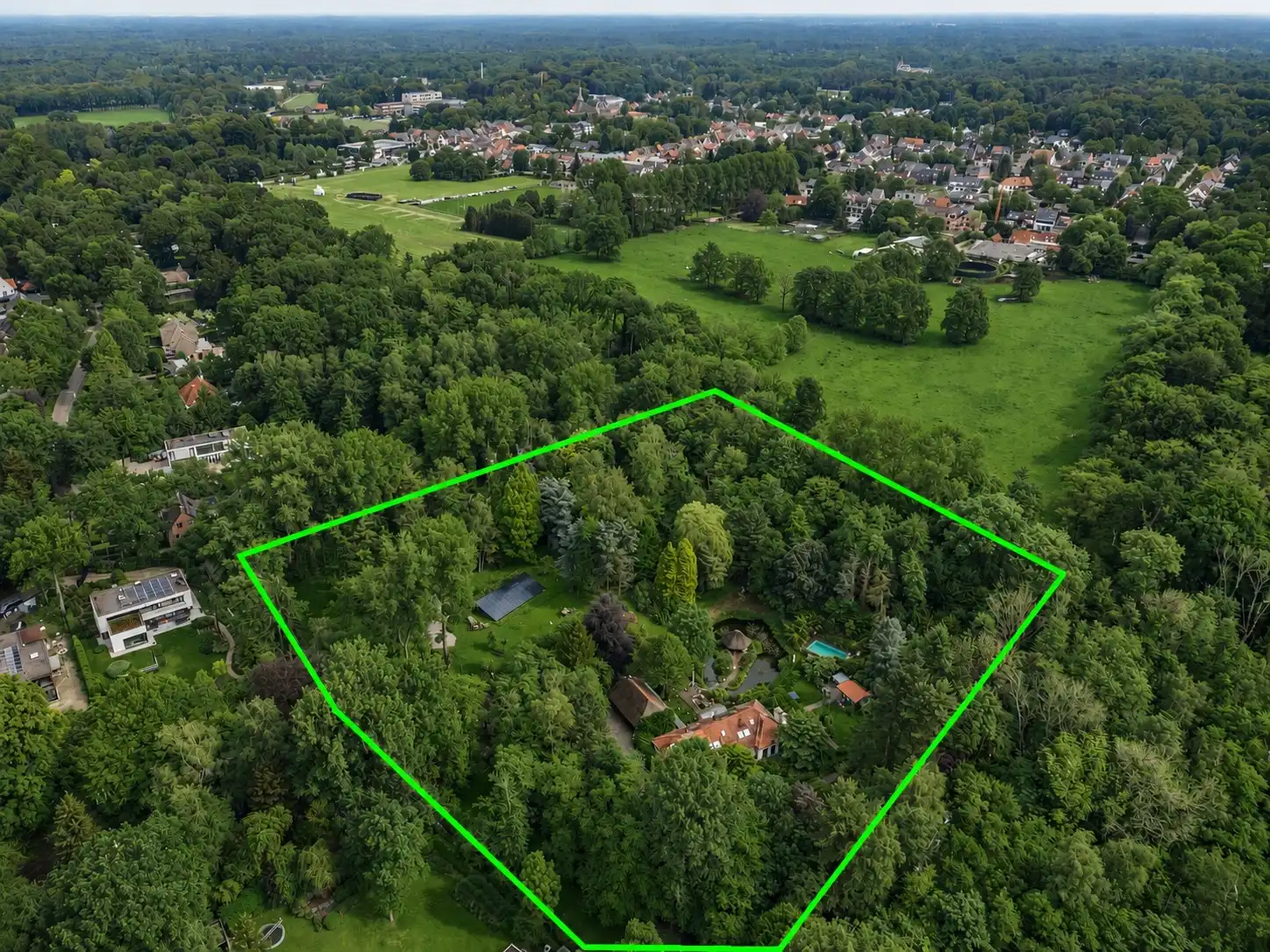 Exclusieve villa op uniek domein van 20.201 m² op een topligging foto 31