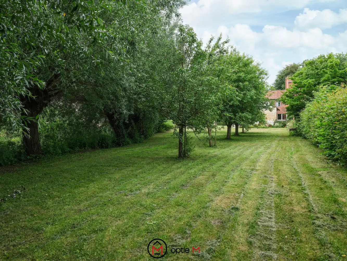 Te renoveren gezinswoning te koop in Bilzen-Hoeselt – met ruime tuin, garage en vijf slaapkamers foto 35