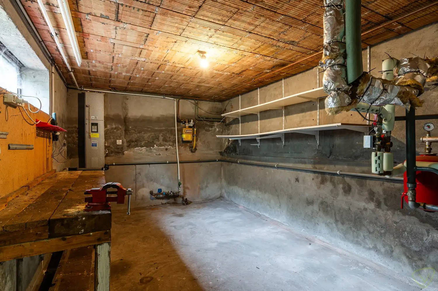 Vrijstaande villa op een uitzonderlijk groot perceel met bosgrond in Lembeke foto 22