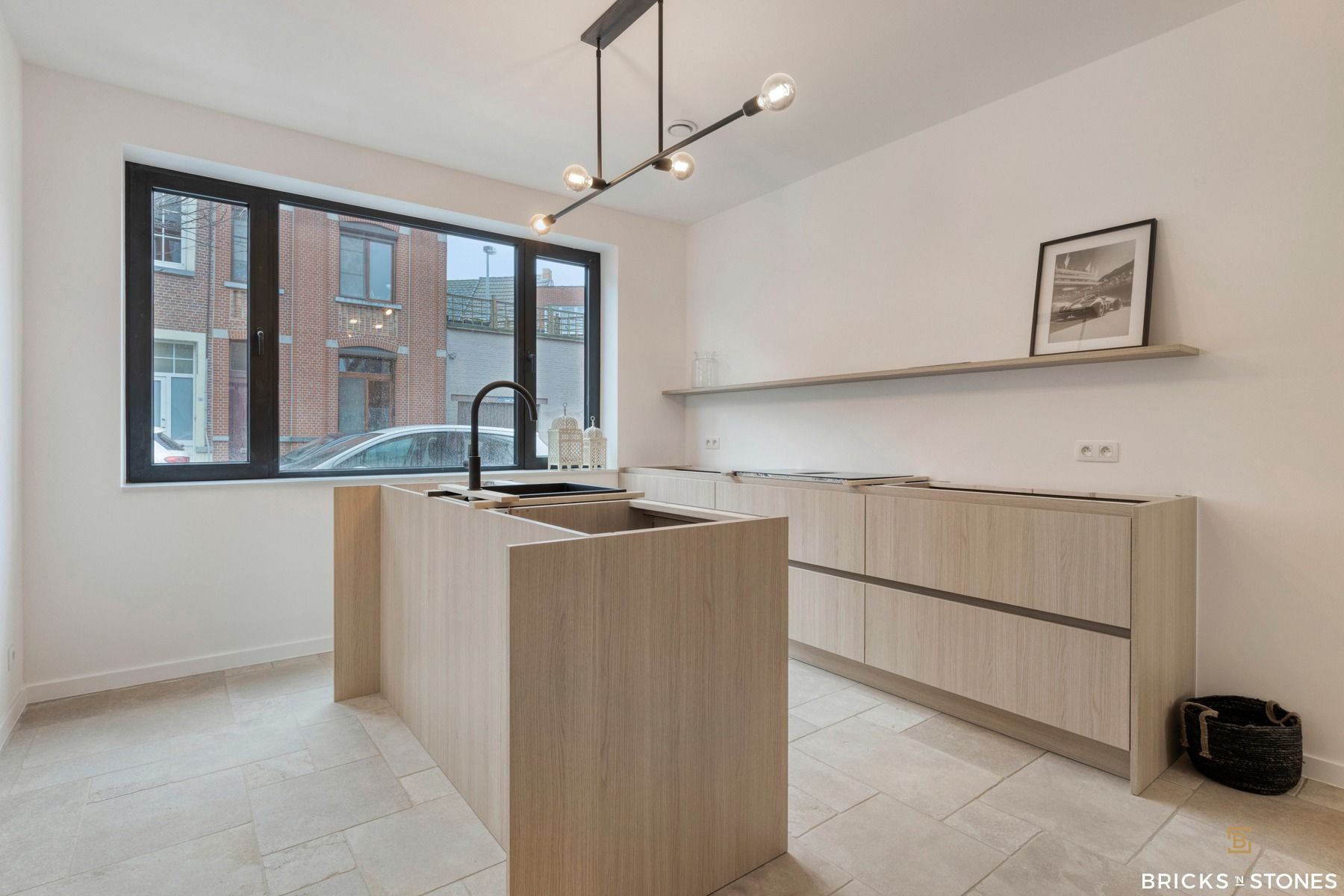 Nieuwbouwwoning met 4 slaapkamers en zonnige tuin foto 8