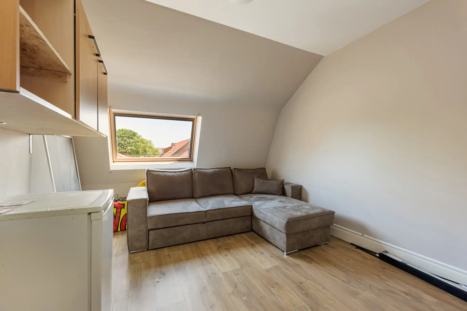 Ruime gezinswoning met 4 slaapkamers op een perceel van 610m². foto 14