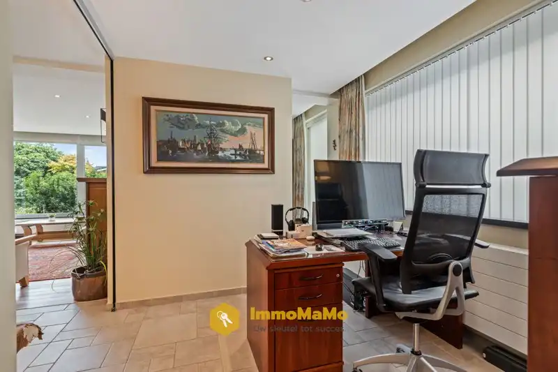 VRIJSTAANDE WONING MET 4 SLAAPKAMERS TE KOOP IN WACHTEBEKE (LOCHRISTI) foto 6