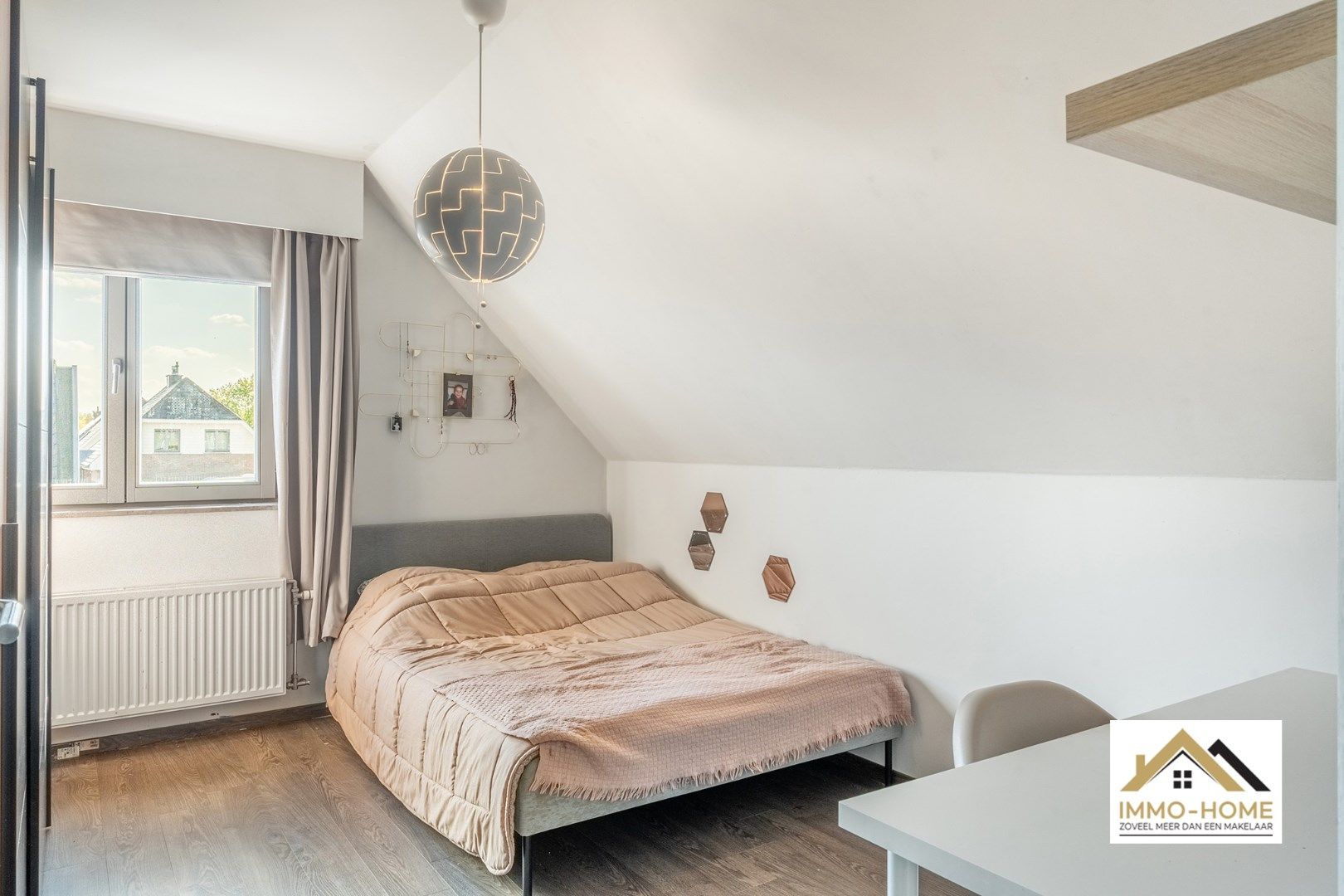 Recente energiezuinige ruime HOB in woonwijk!  foto 16