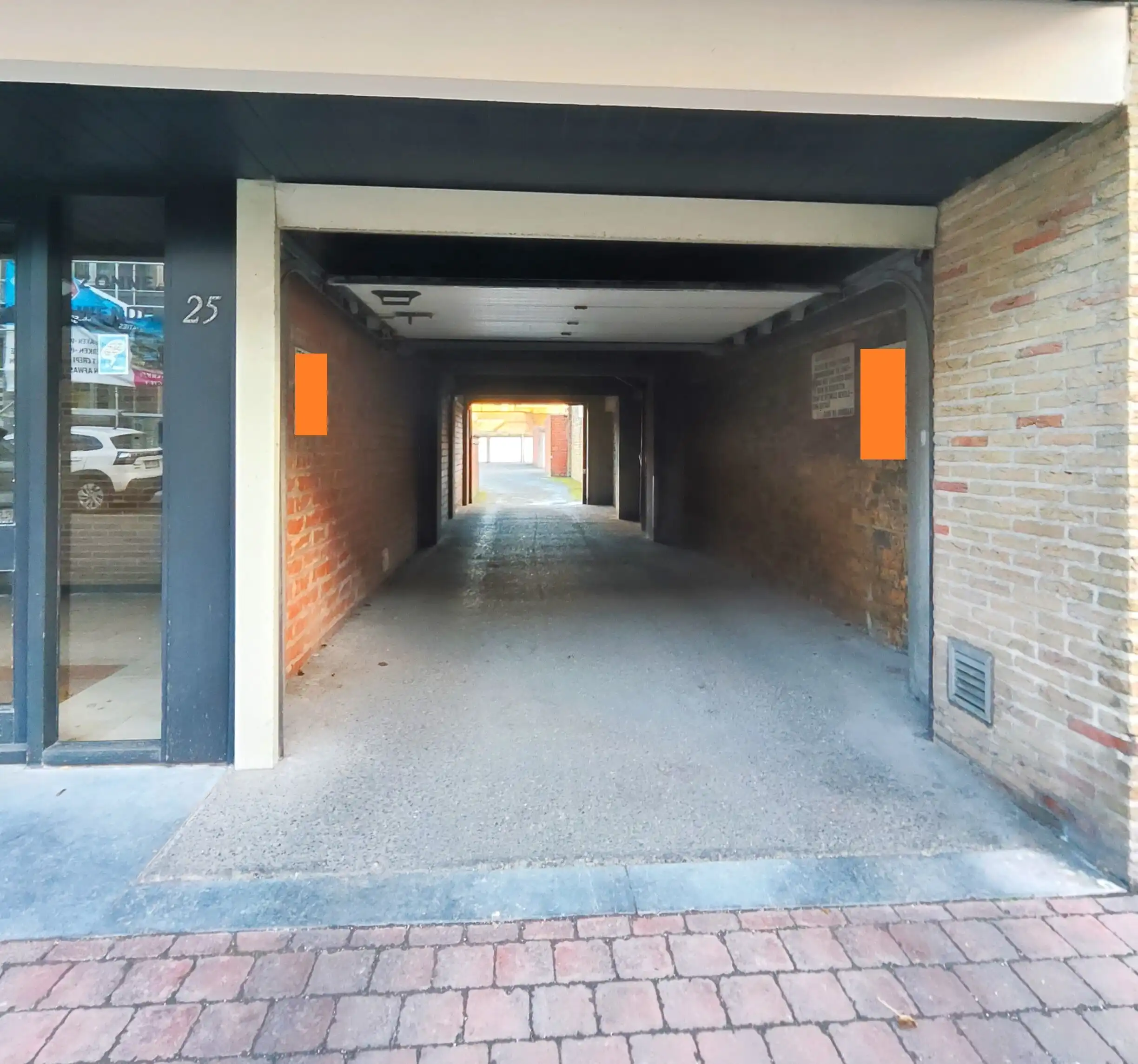 6 garageboxen te koop te Oostende!* foto 9