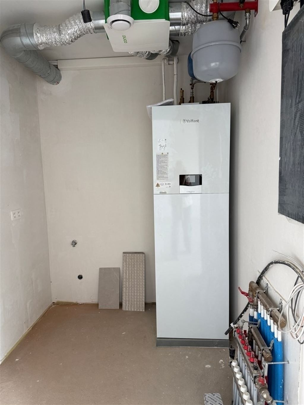 Stijlvol nieuwbouwappartement met 1 slaapkamer foto 22