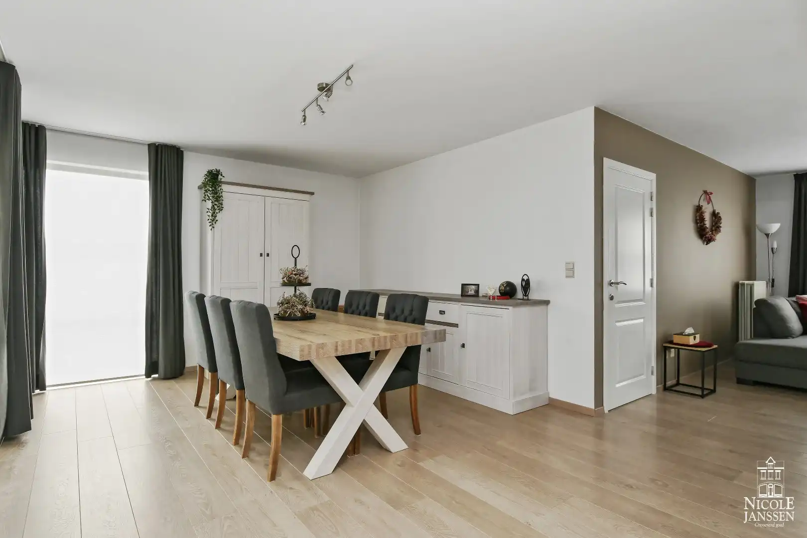 Luchtige en instapklare gezinswoning met 3 slaapkamers foto 7