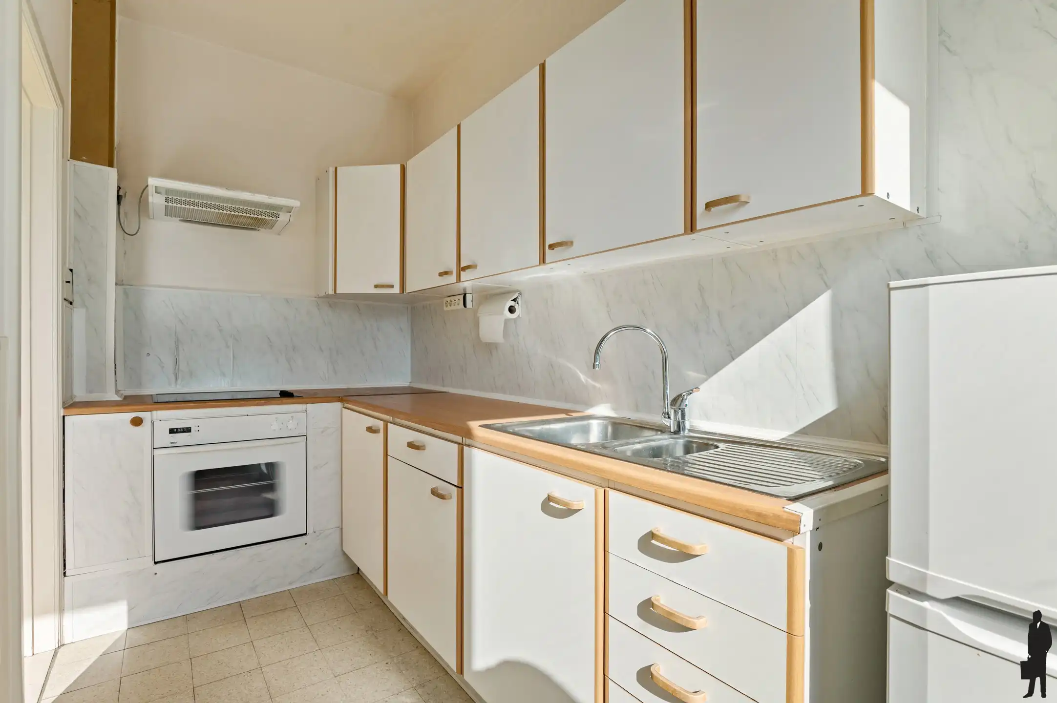 OP TE FRISSEN APPARTEMENT MET 2 SLAAPKAMERS EN TERRAS&nbsp; foto 10