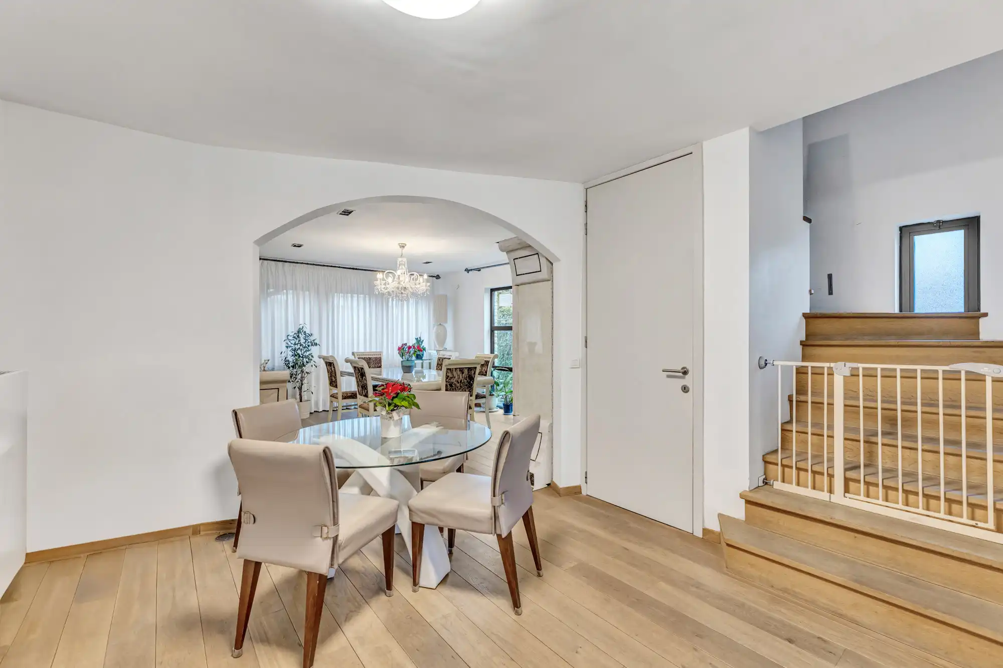 Instapklare villa met 5 slpks op toplocatie te Ternat foto 11