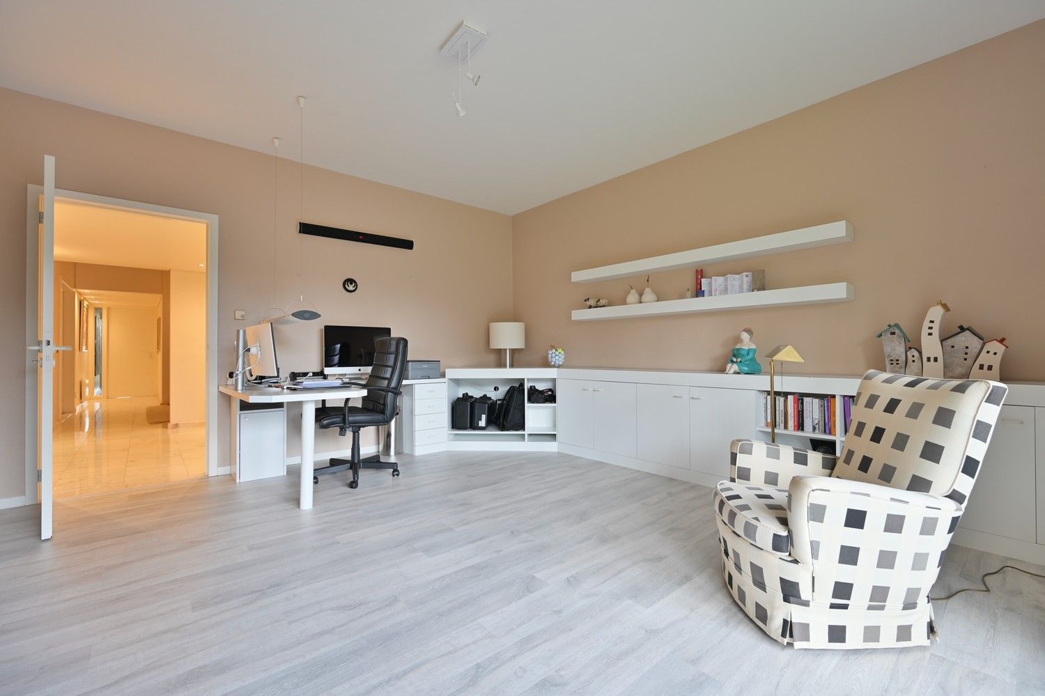Exclusief, gelijkvloers villa-appartement van 275 m² met 4 slaapkamers, op unieke locatie in Parkdomein Petersheim, nabij het centrum van Lanaken foto 20