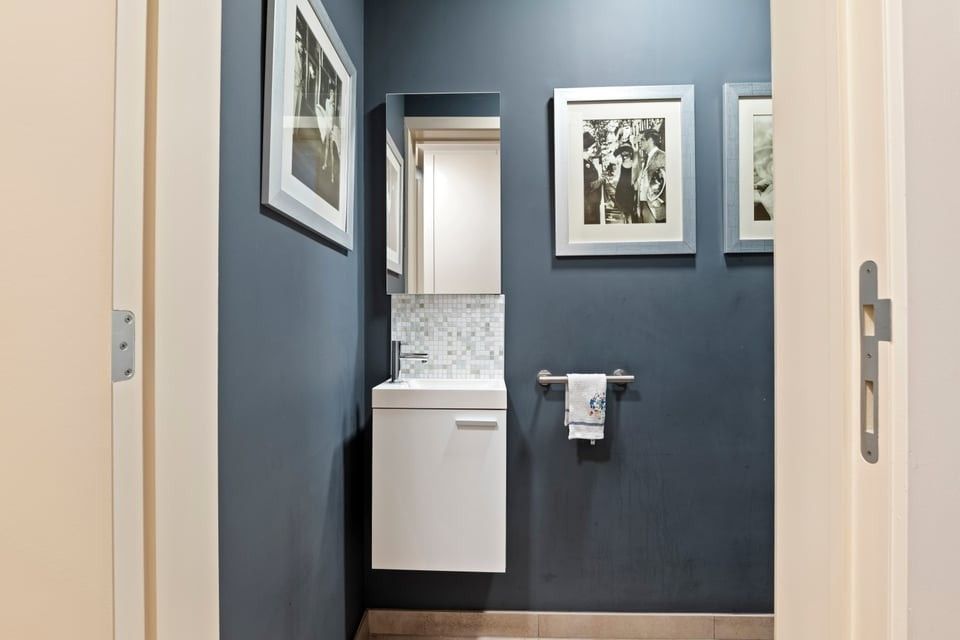 MODERN GELIJKVLOERS APPARTEMENT MET TERRAS EN STAANPLAATS IN SINT-TRUIDEN foto 15