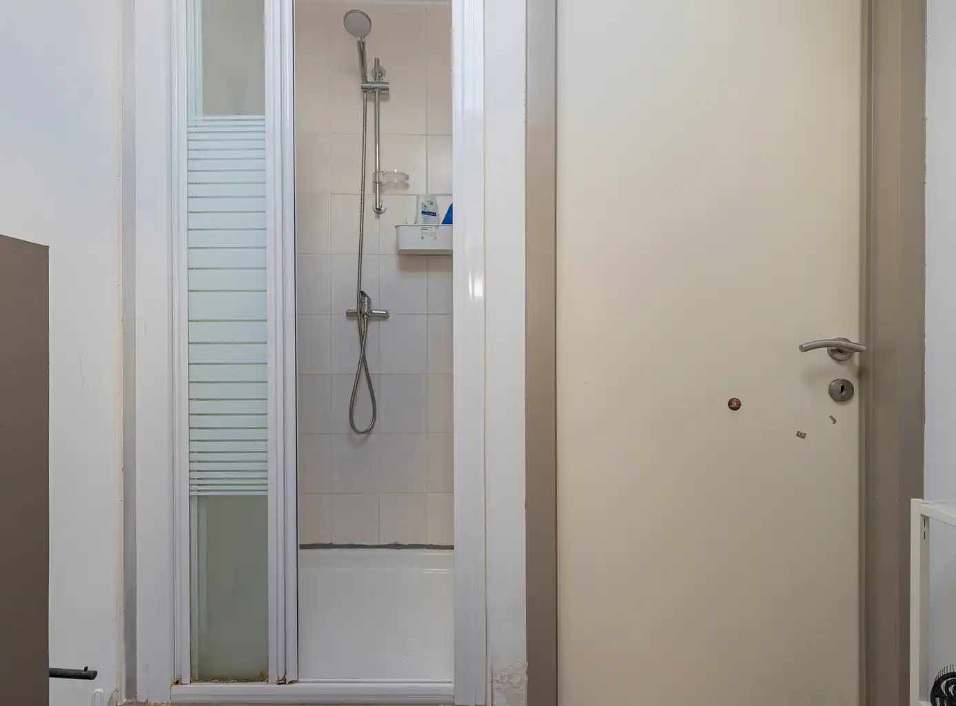 Gerenoveerde woning op wandelafstand van het centrum! foto 14