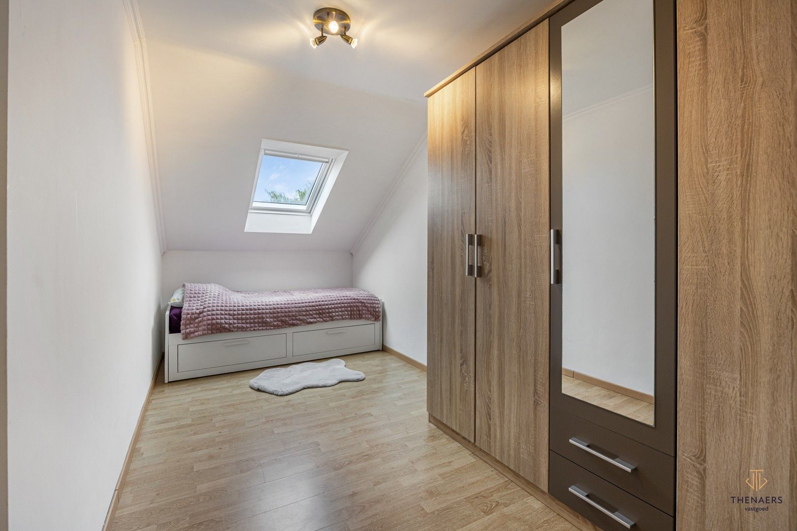 Bel-etage met polyvalente ruimte, garage en grote terrassen. foto 30