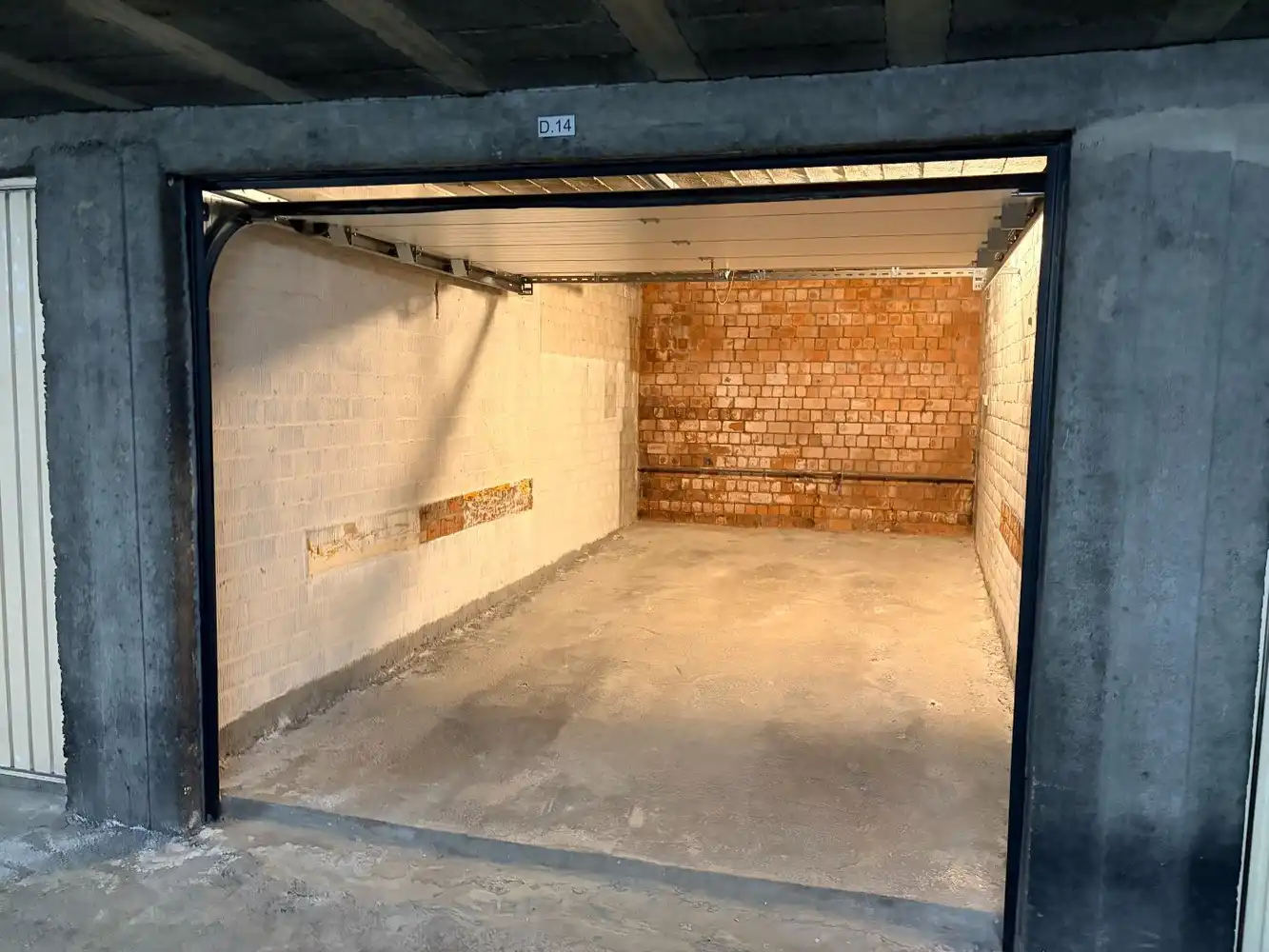 Instapklaar, prachtig gerenoveerd 2-slaapkamerappartement MET garagebox foto 17