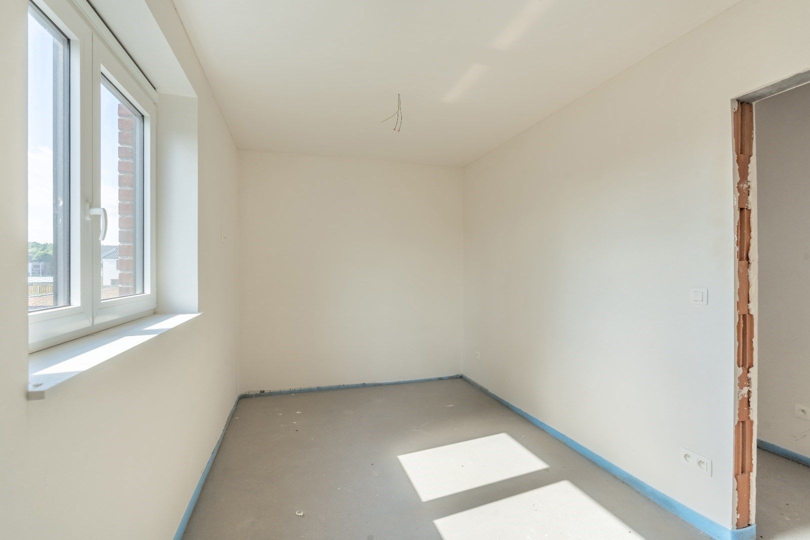 Halfopen nieuwbouwwoning op een rustige locatie.REEDS 45% VERKOCHT! foto 14