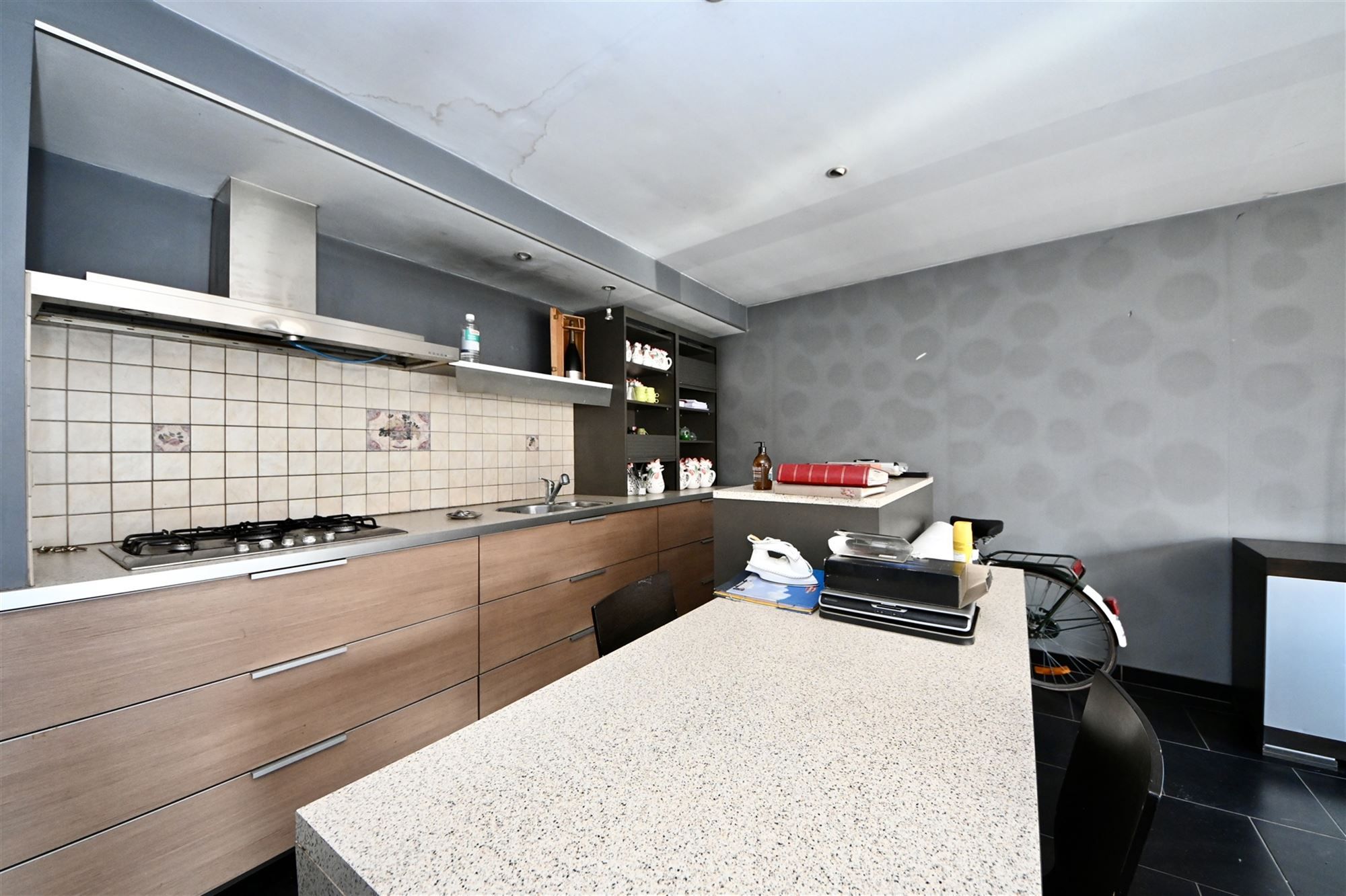 Handelspand met restaurant en appartement foto 25
