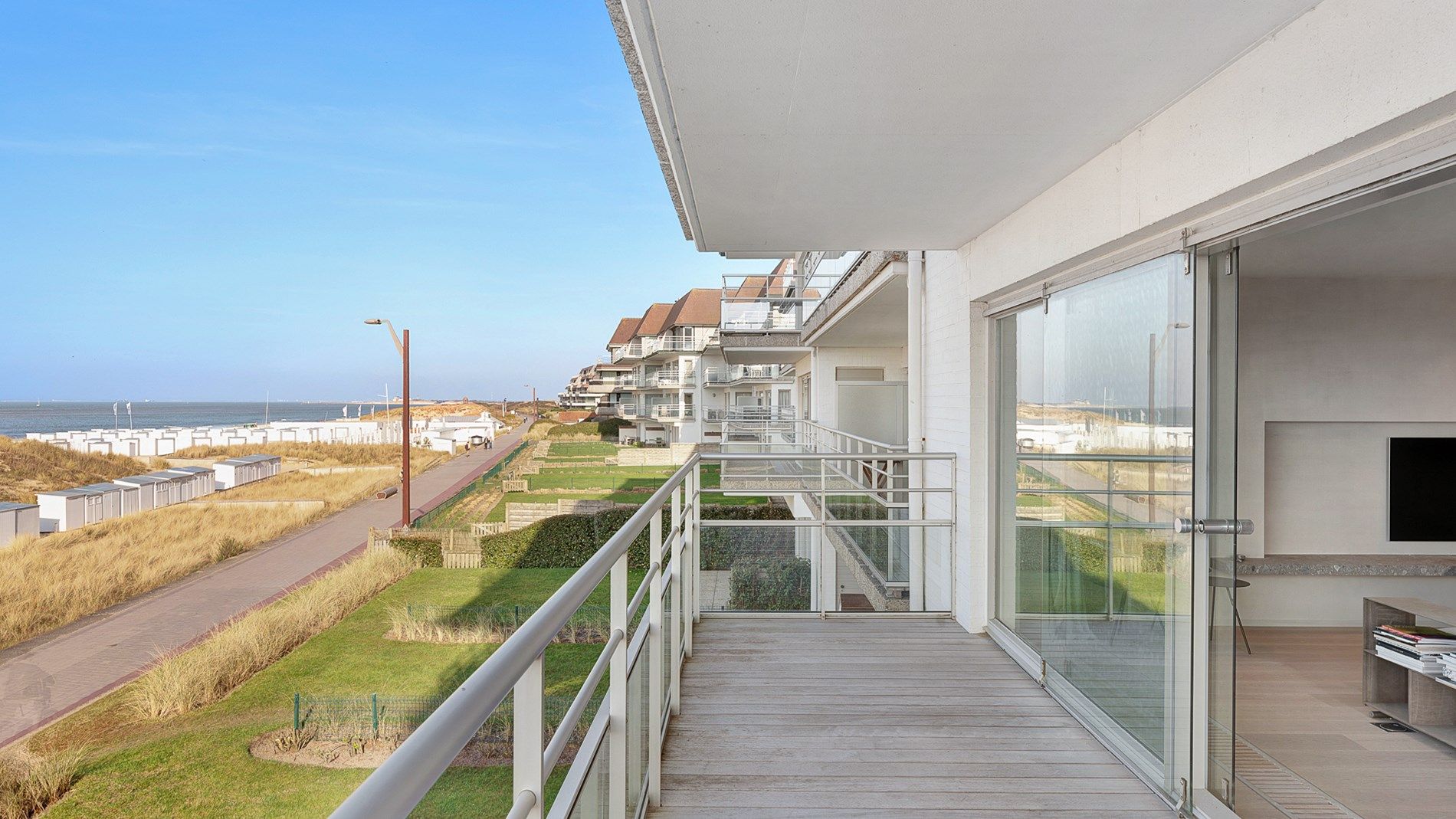 Uitzonderlijk hoekappartement met adembenemend zee-en duinenzicht langs de Wandeldijk in het Zoute foto 6