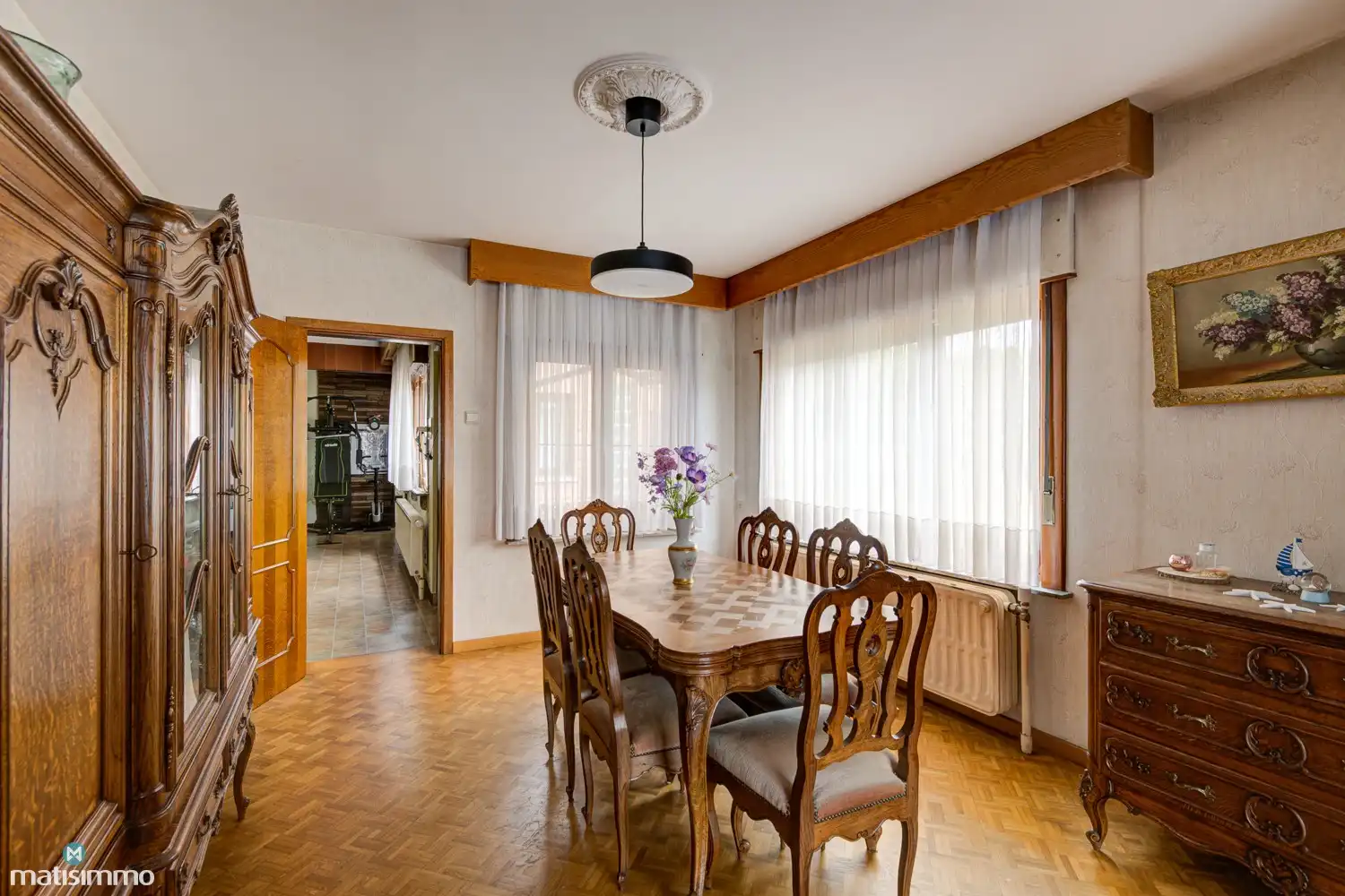 RUIME GEZINSWONING MET 3 SLAAPKAMERS EN EEN RIANTE TUIN OP EEN PERCEEL VAN 1.411 M² NABIJ HET CENTRUM VAN TONGEREN foto 8