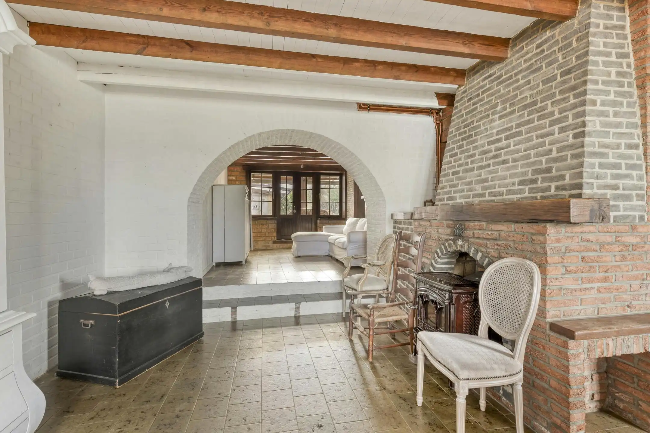 Rustig gelegen huis te koop in Pajottegem foto 2