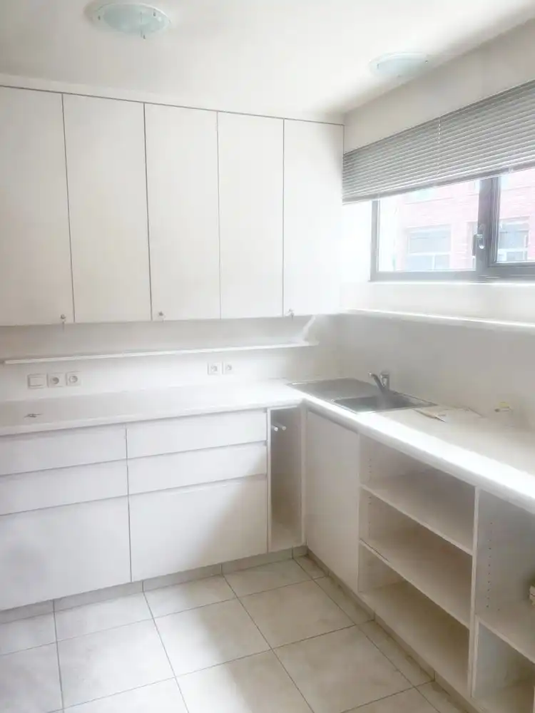 UITSTEKEND GELEGEN HOEKLOCATIE MET INDRUKWEKKENDE GEVELBREEDTE foto 5