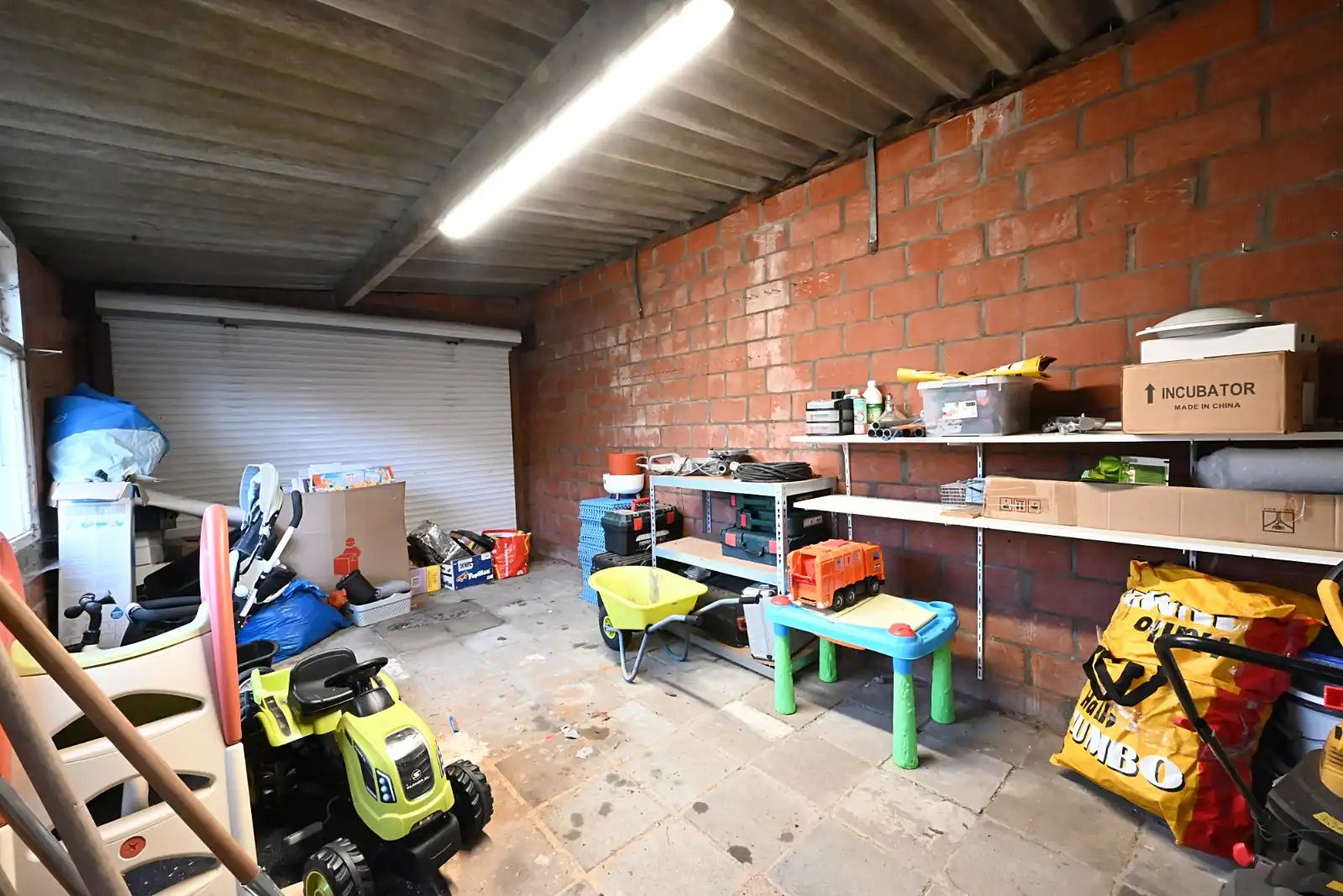 Woning met 3 slaapkamers en 3 garages foto 16