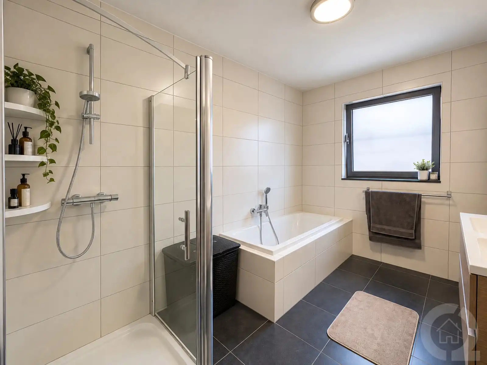 Appartement te huur foto 18