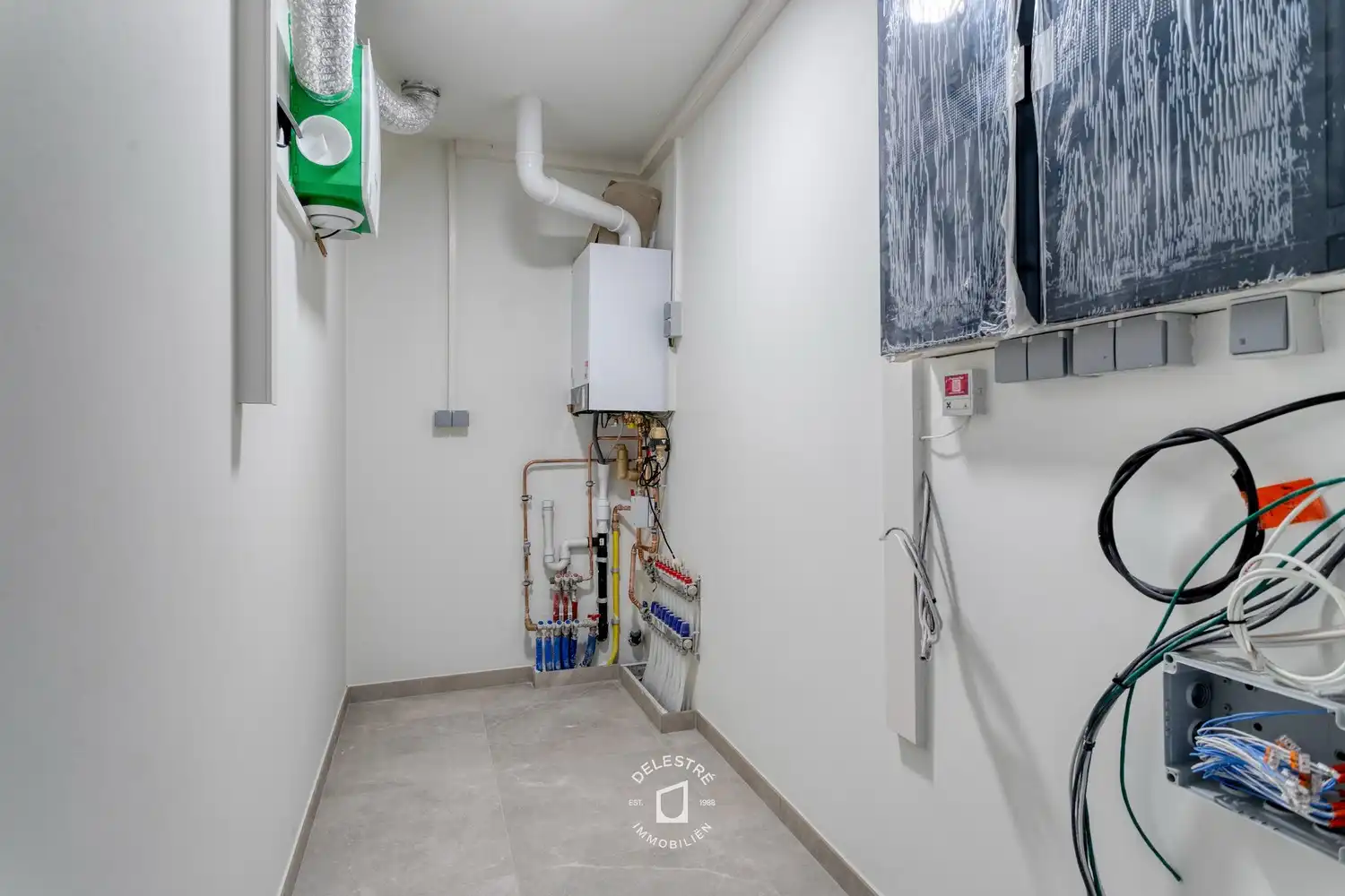 Exclusief VERNIEUWD en karaktervol luxe-appartement (132 m²) met ruim terras en lichtkoepel in het winkelhart van Aalst foto 14