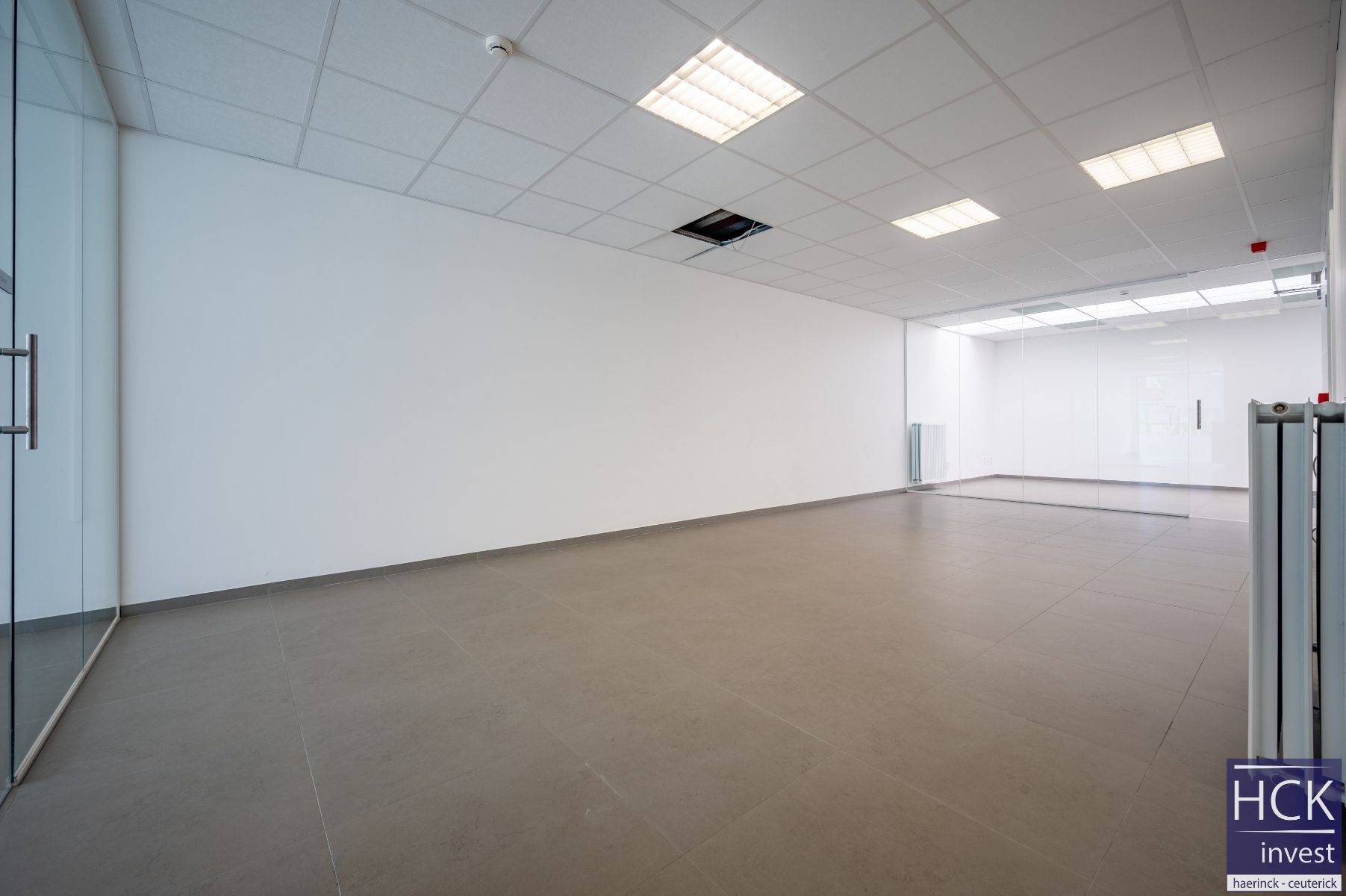 KRUISHOUTEM - Commerciële ruimte  94m² op topligging in centrum! foto 6