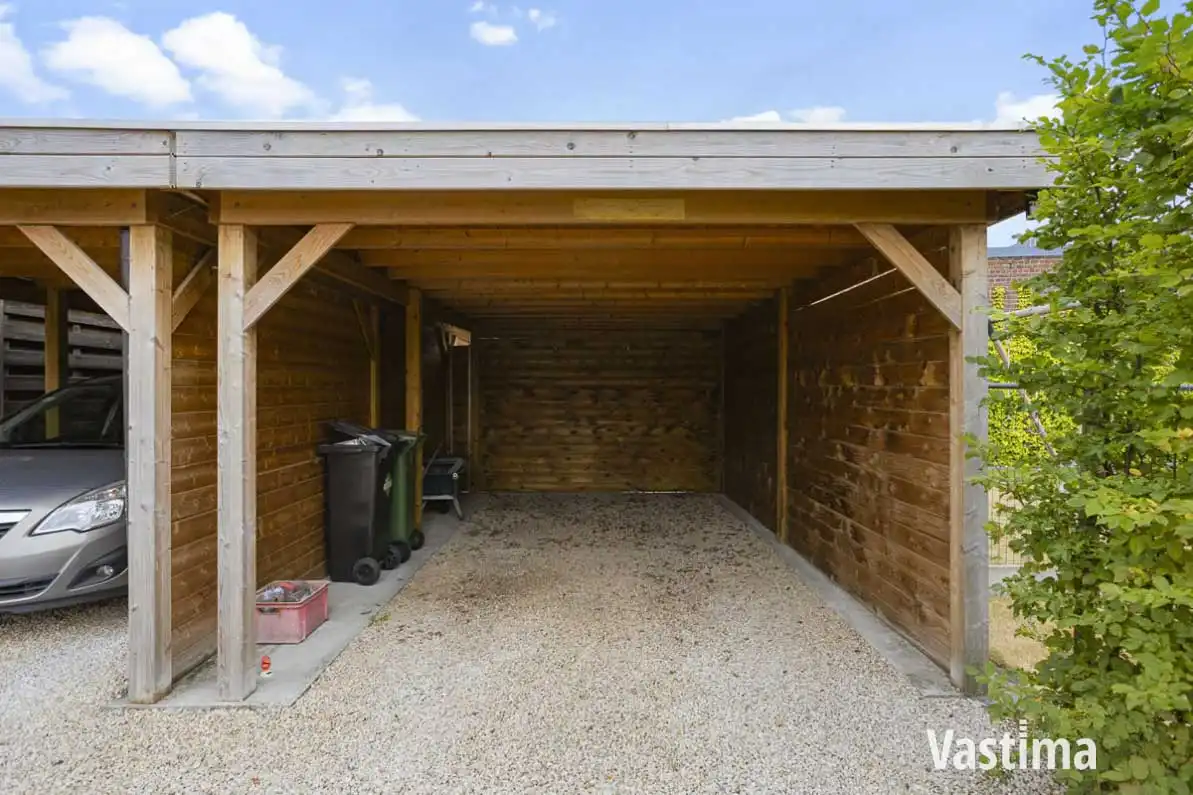 Rustig gelegen gezinswoning met 3 slaapkamers en carport foto 22
