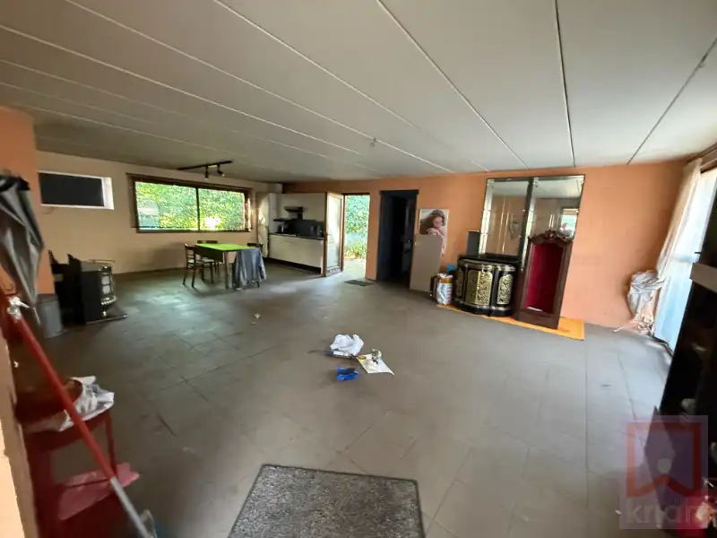 TOPLOCATIE: verhuurd handelspand van 258 m² met atelier en garage! foto 14