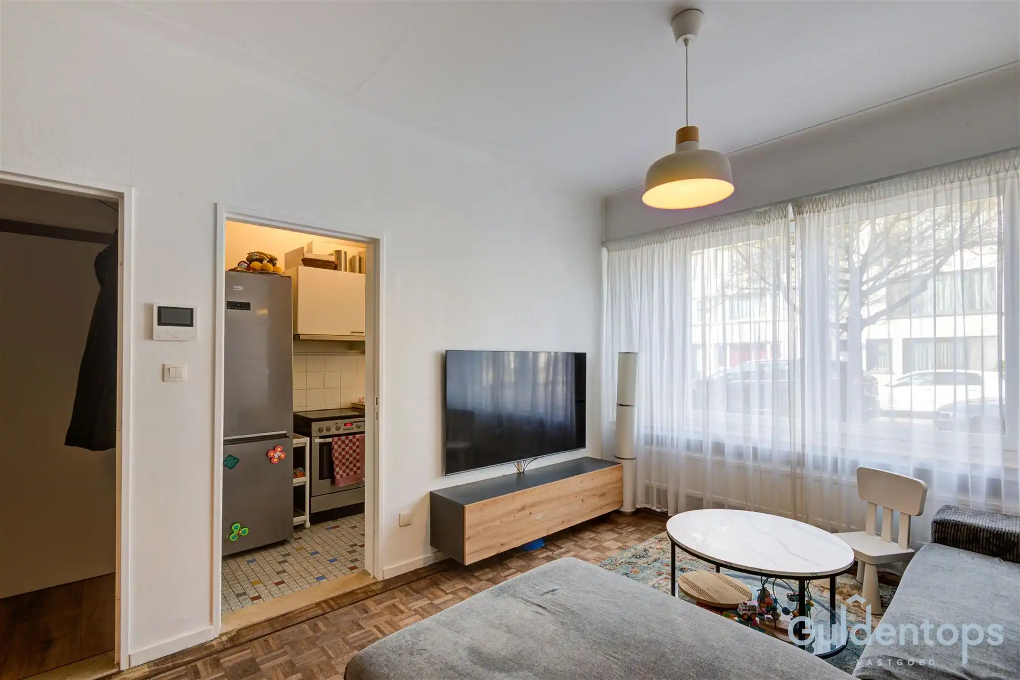 knap gelegen ruim 2 slaapkamerappartement mét tuin foto 20