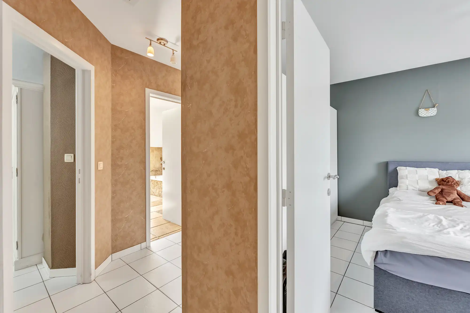 Prachtig, instapklare woning op een rustige locatie foto 13