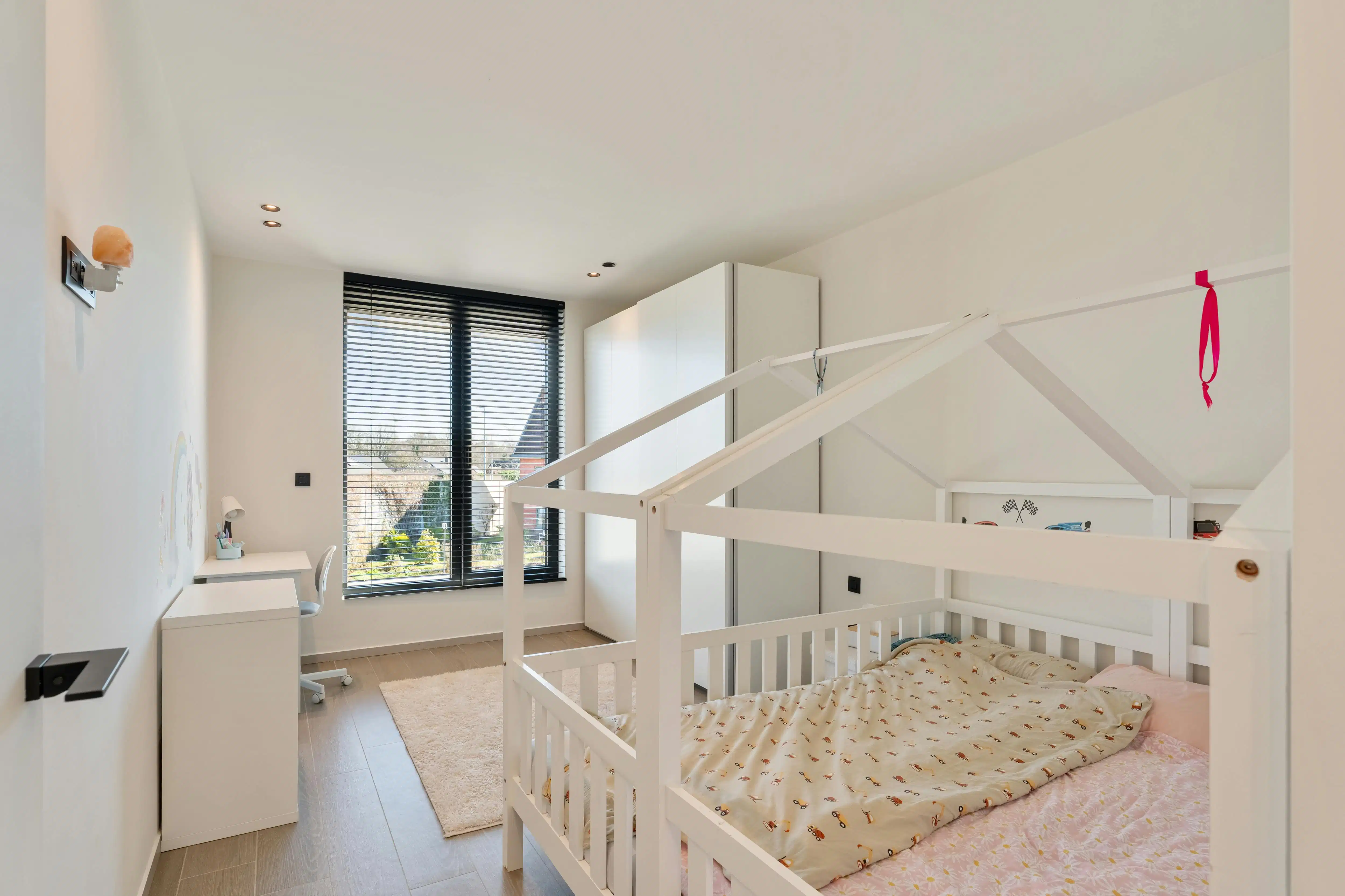 Exclusieve high-end villa met zwembad in Genk foto 11