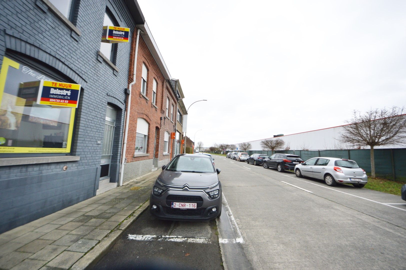 INSTAPKLARE WONING MET RUIME PARKING foto 17