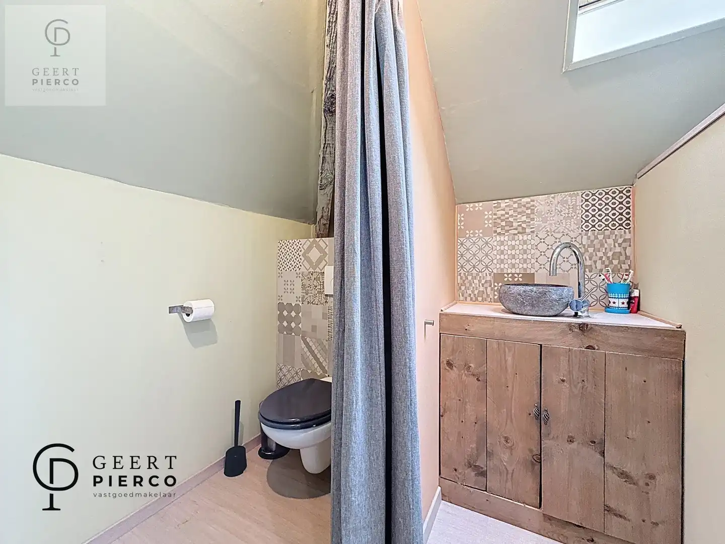 Leuke ruime Villa foto 27