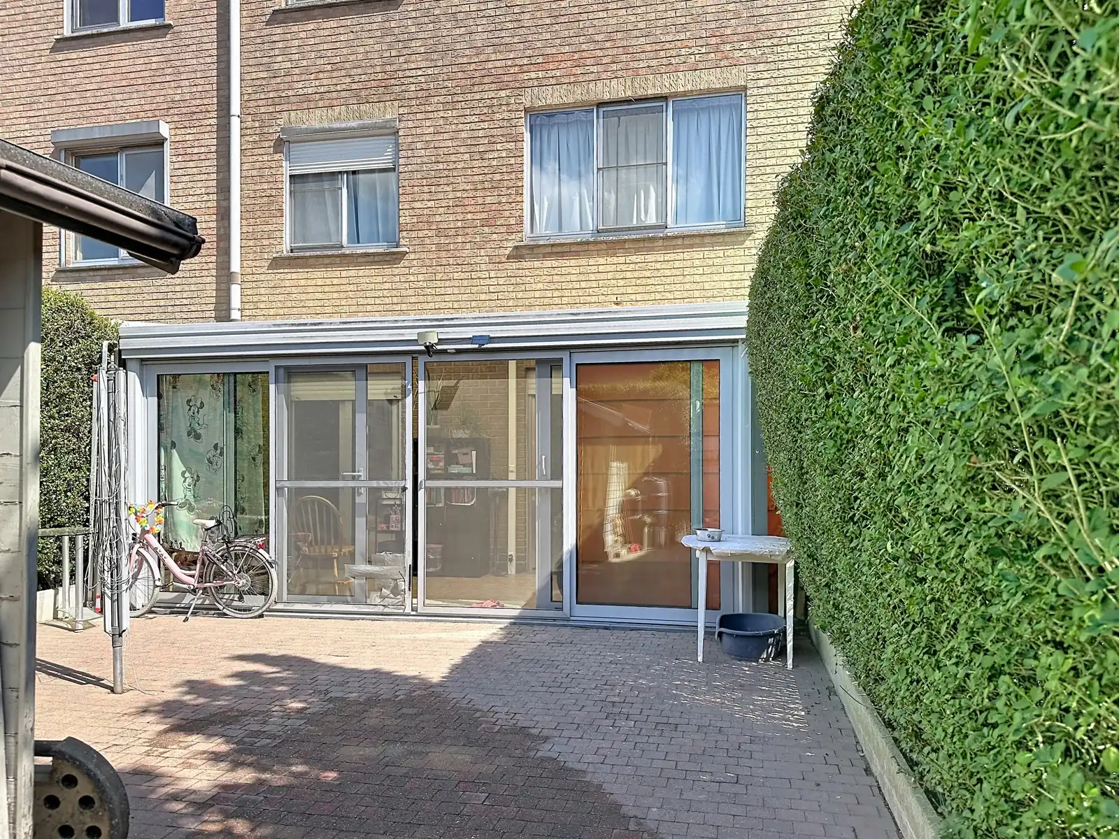 Gelijkvloers op wandelafstand van centrum + garagebox foto 26
