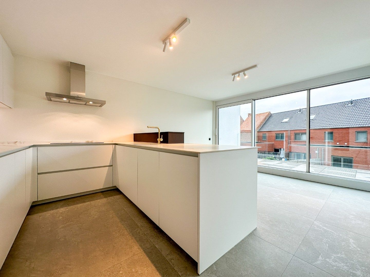 Energiezuinig nieuwbouw 2 slpk-appartement, instapklaar met topafwerking! Aartrijke foto 6