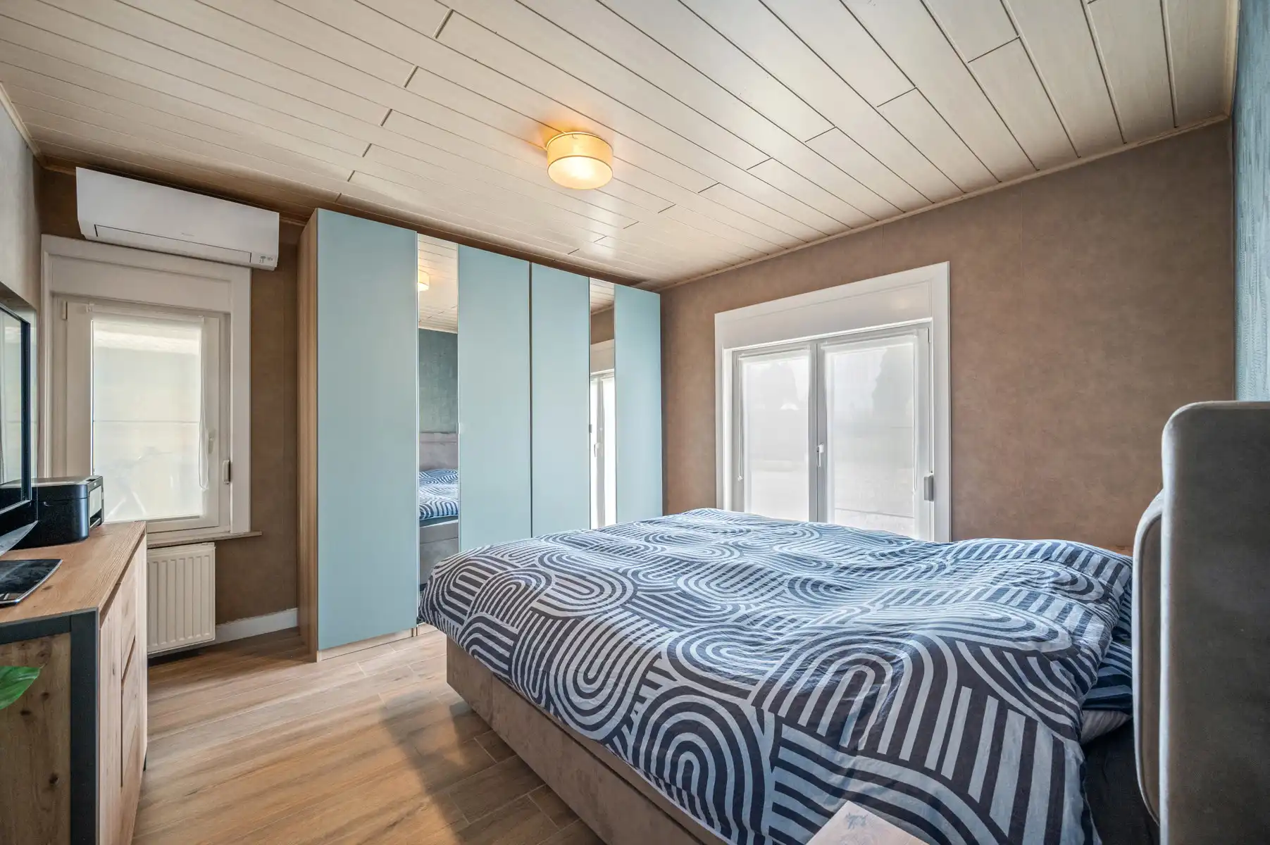 Interessante gerenoveerde woning te HOUTVENNE foto 13