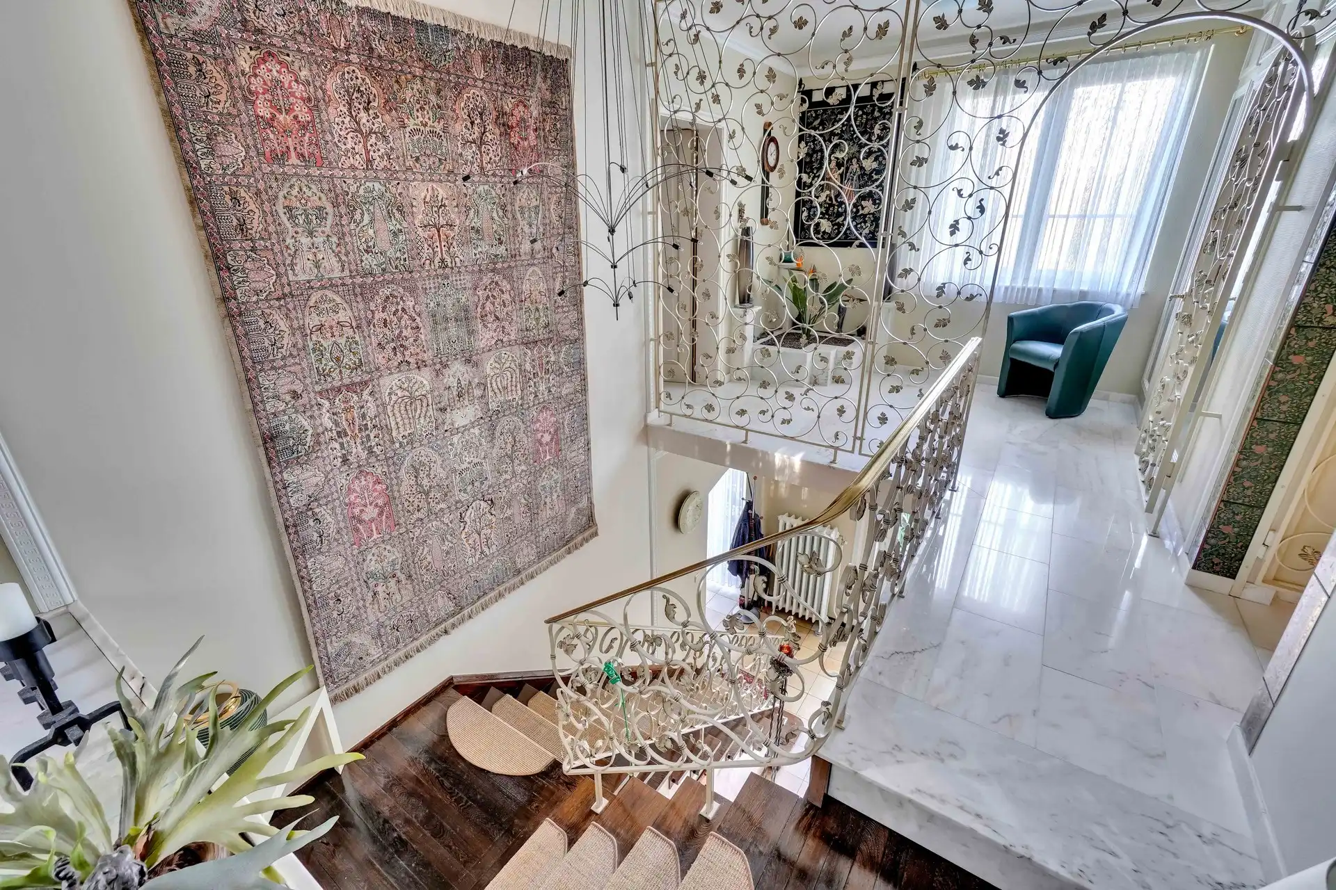 EXCLUSIEVE VILLA IN DOODLOPENDE STRAAT foto 27