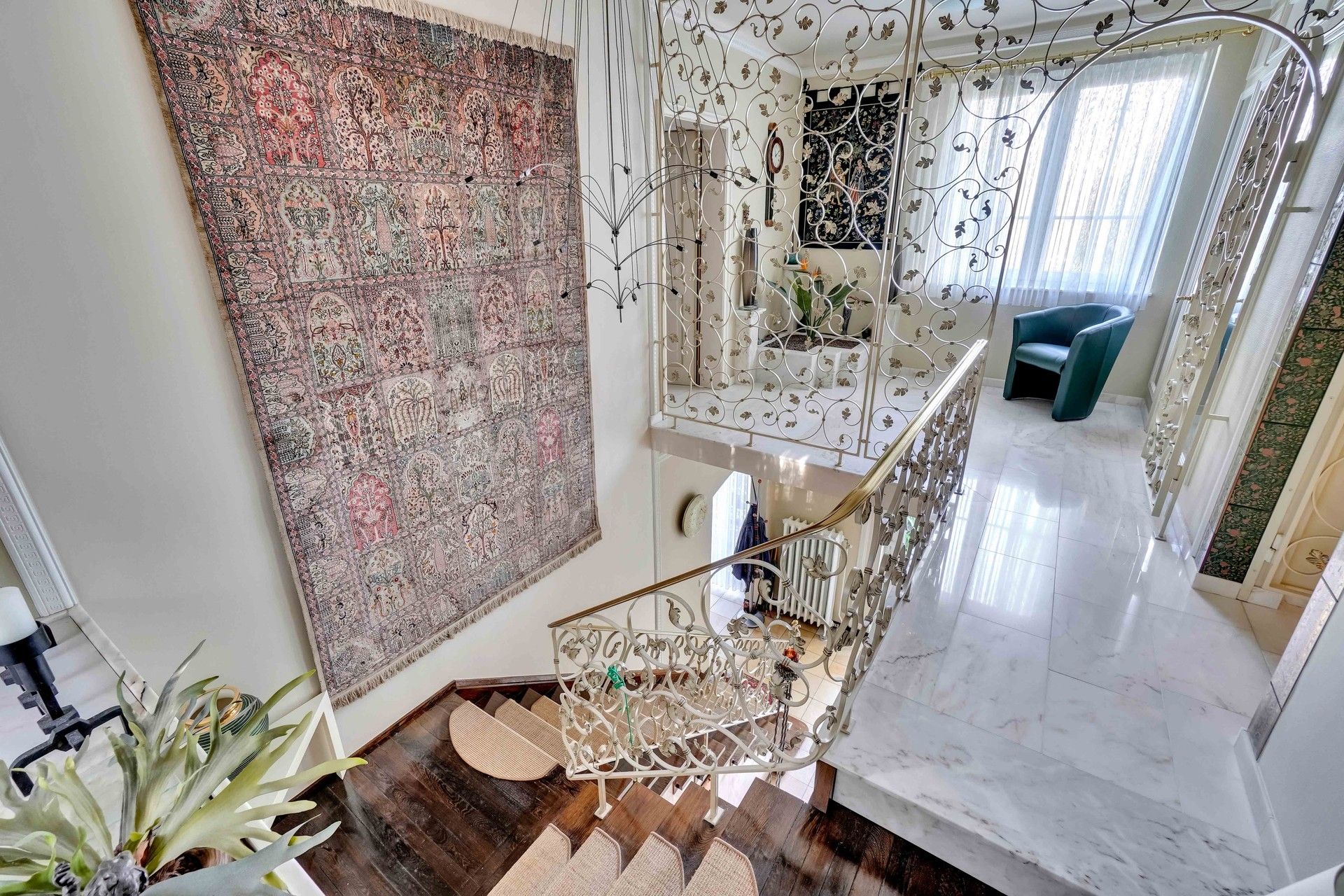 EXCLUSIEVE VILLA IN DOODLOPENDE STRAAT foto 27