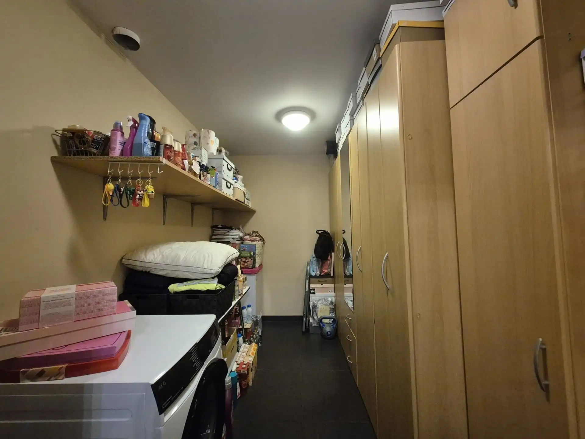 Zeer mooi en comfortabel appartement gelegen op tweede verdieping rechts van de residentie. foto 20