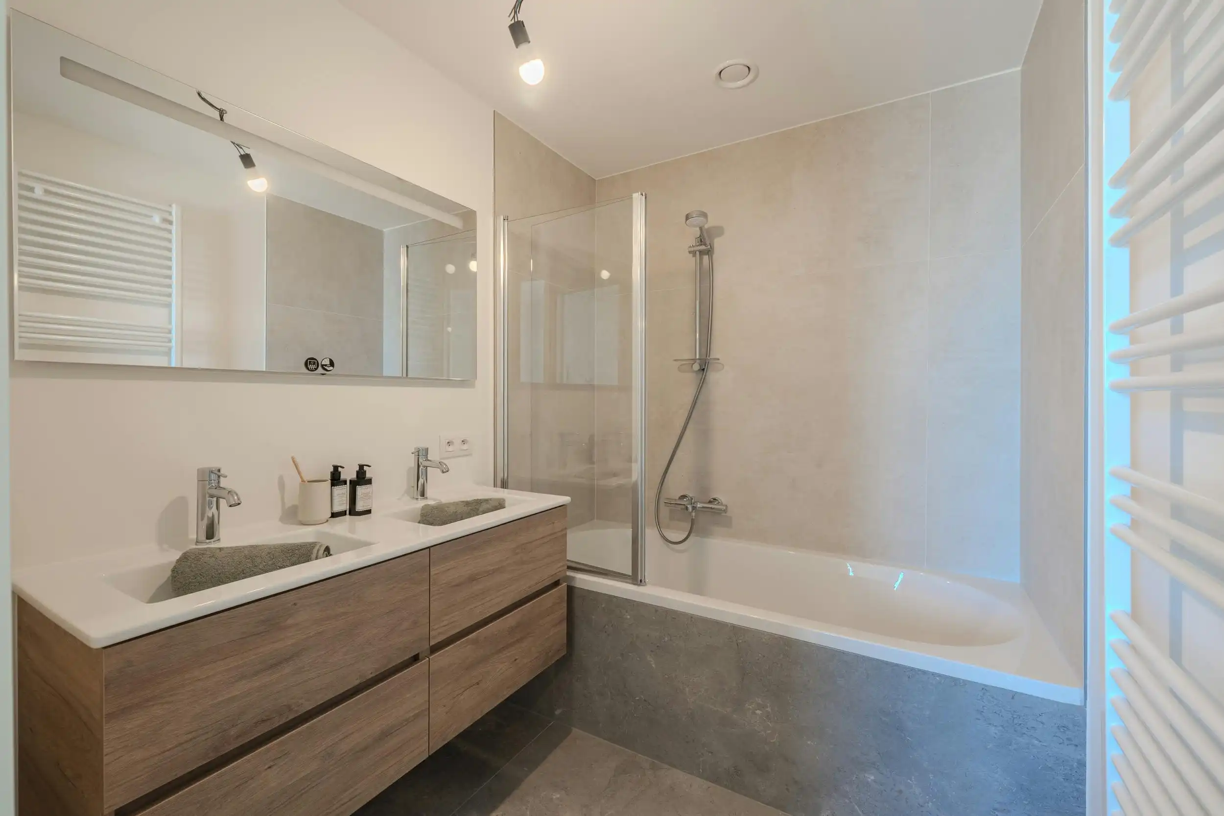 Fenomenaal penthouse met uniek zeezicht in Residentie O'Sea foto 15