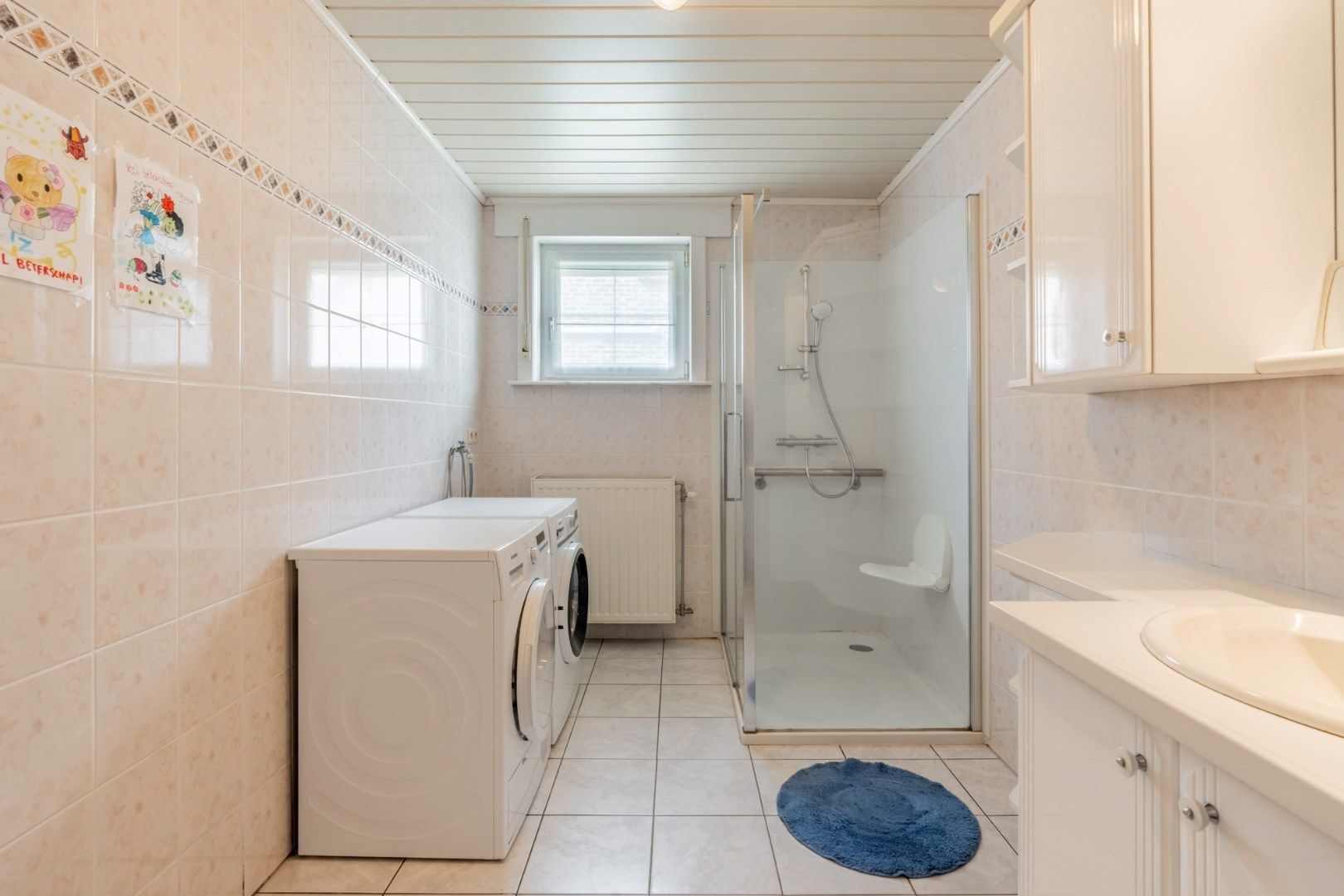 Vrijstaande, gelijkvloerse gezinswoning gelegen op een perceel van 6a18ca op een rustige locatie nabij het centrum van Neeroeteren!  foto 16