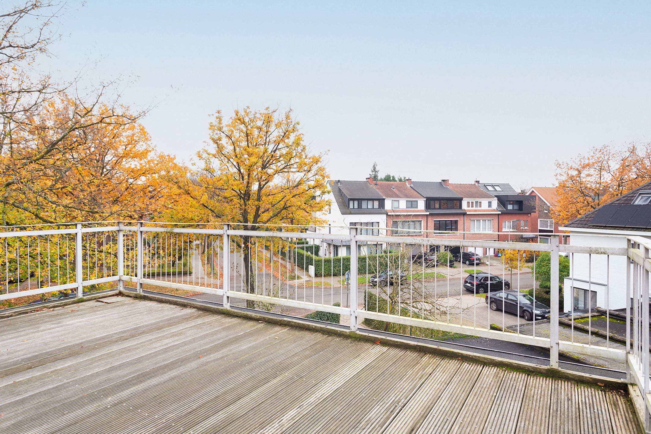 Opbrengsteigendom met 2 appartementen en 2 garageboxen foto 23