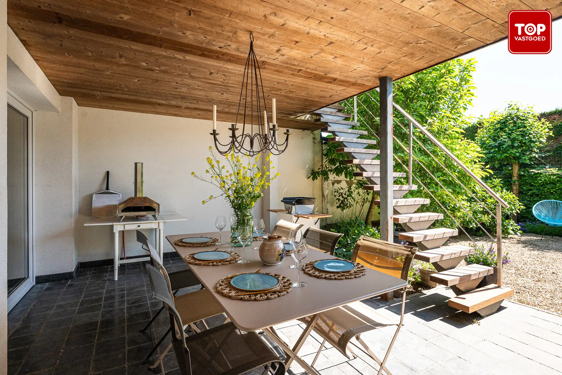 Instapklare combinatie van handelsgelijkvloers en bel-etagewoning op een uiterst gunstige locatie. foto 38
