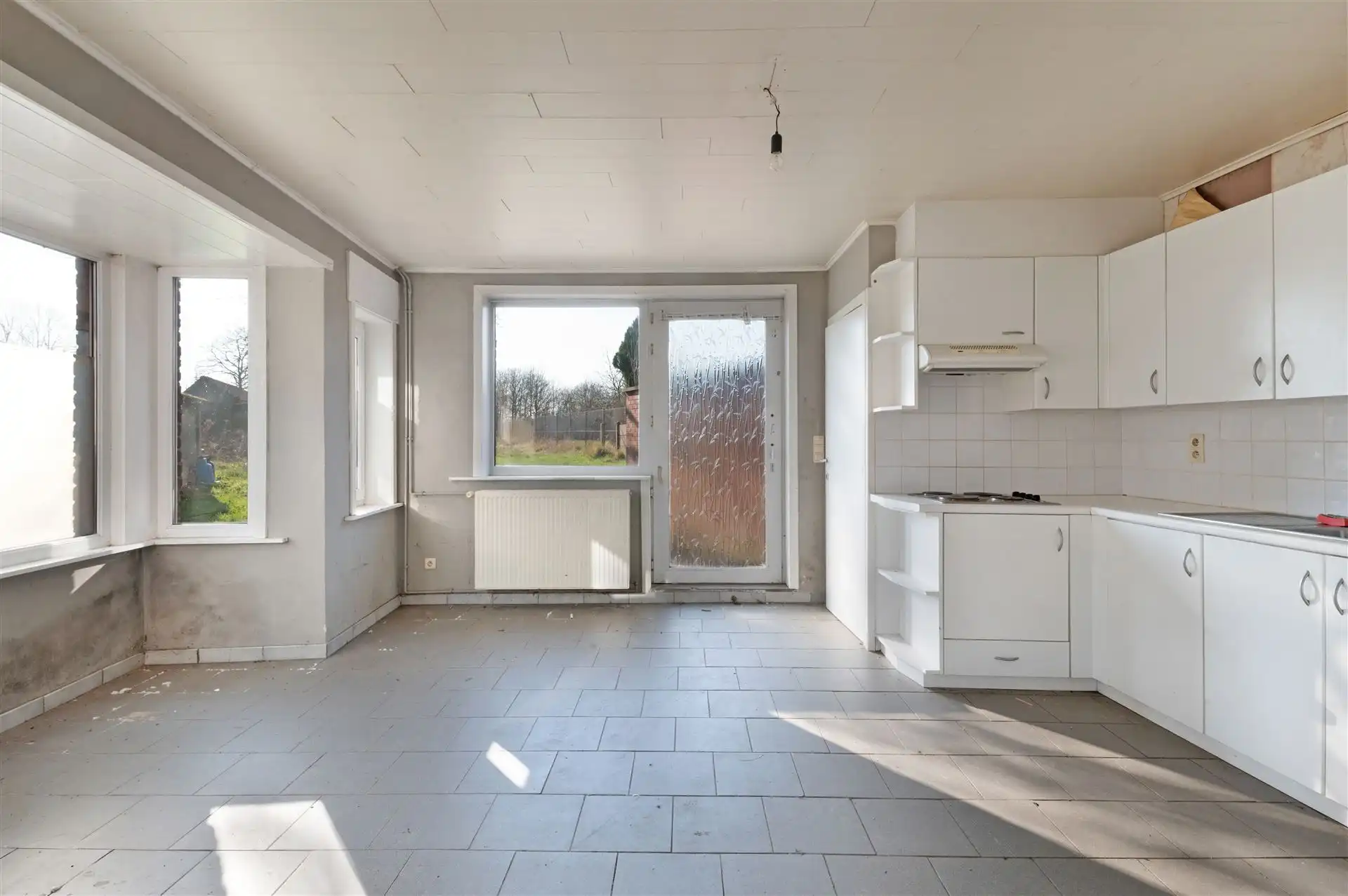 Te renoveren HOB in Moortsele foto 8