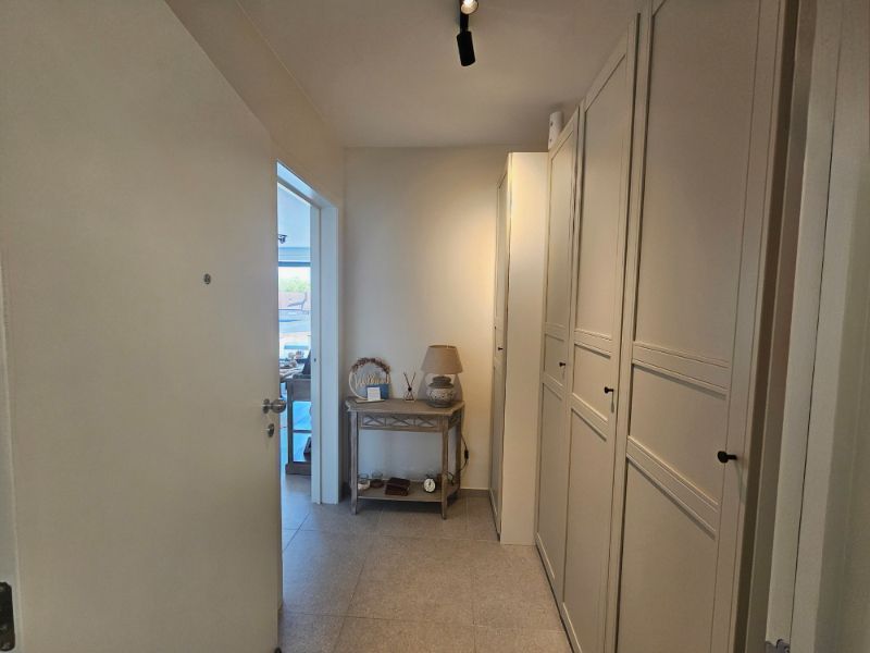 Te huur te Ieper : nieuwbouw 2 slpk appartement met zonneterras foto 11