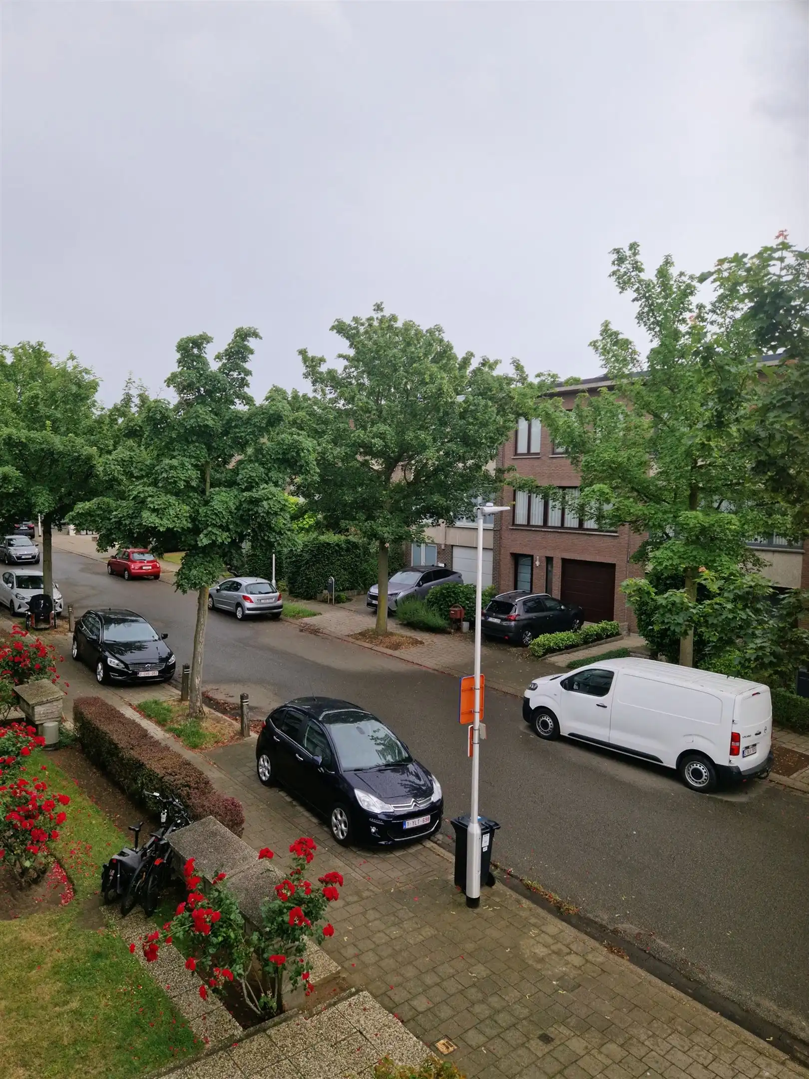 Gunstig gelegen appartement met terras en garagebox. foto 12
