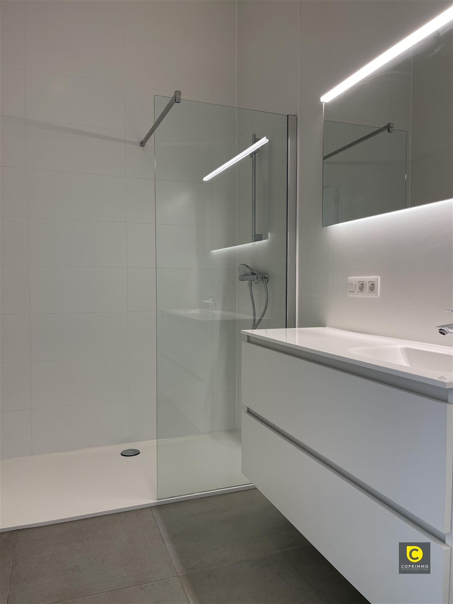 Nieuwbouw gelijkvloers 2 slpks appartement  foto 14