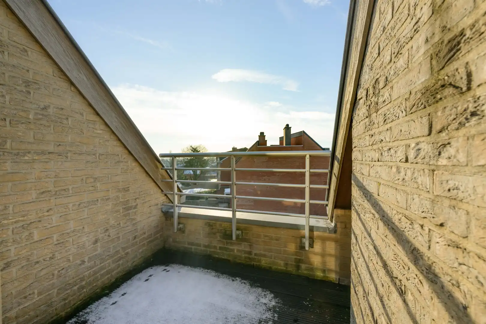 Instapklaar duplex-appartement met 3 slaapkamers te centrum Tielt! foto 14