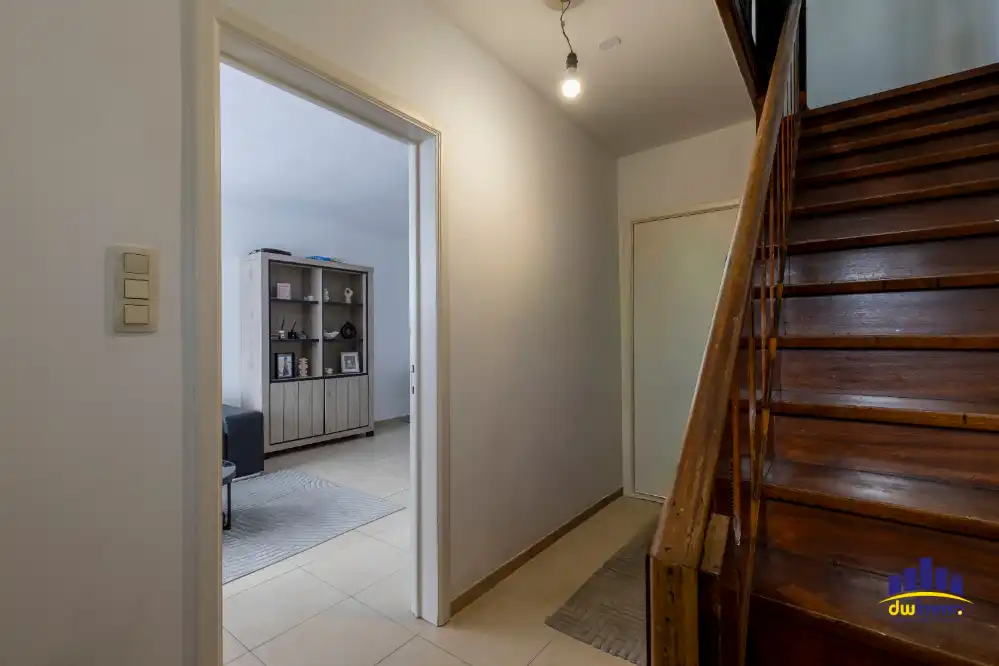 Ruime halfopen bebouwing met grote tuin in Lochristi opp. 688m² foto 4